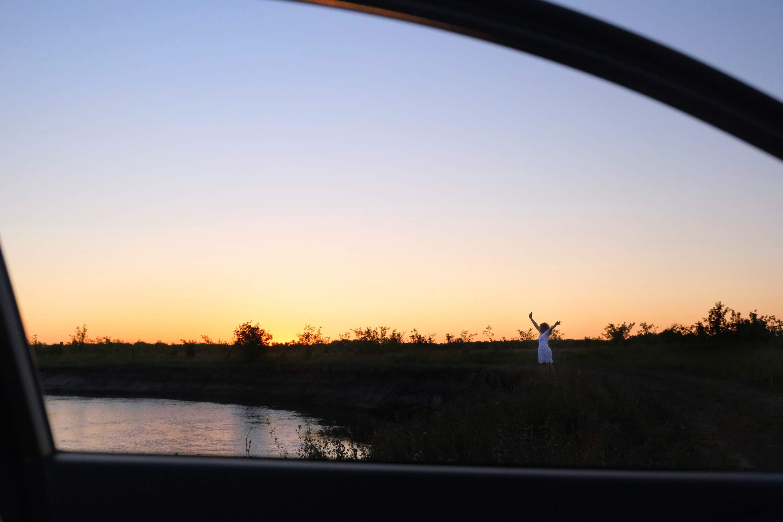 Саша в ромашках. Привет! Меня зовут Дарья и я фотограф/видеограф из Ульяновска