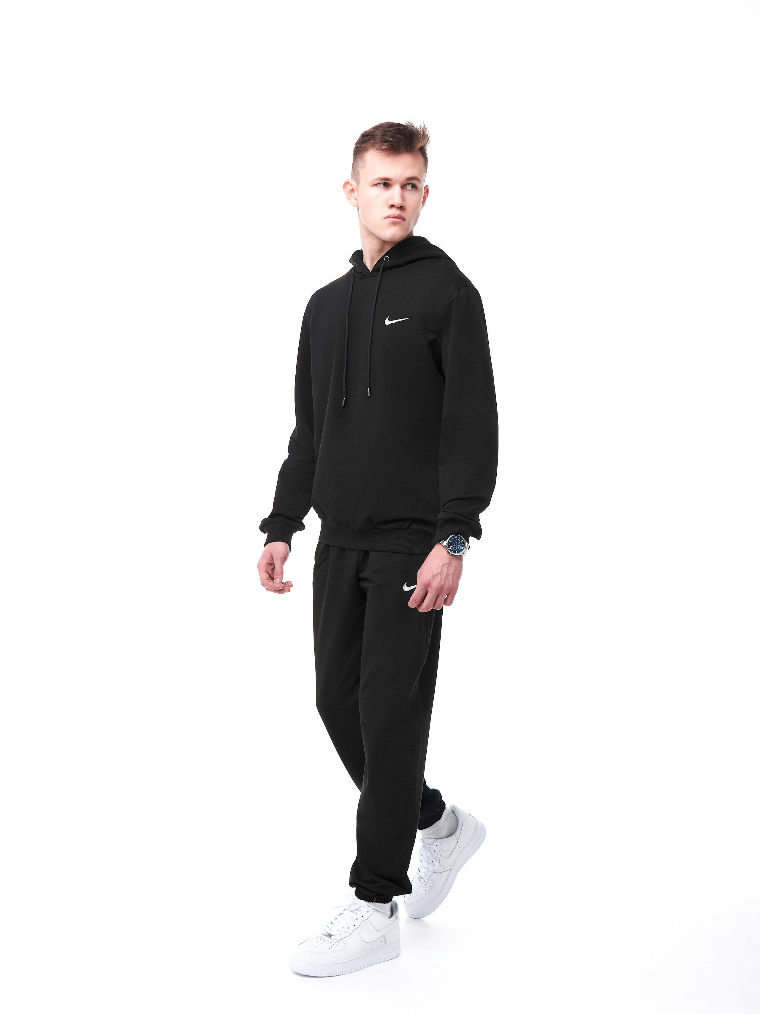 Съемка спортивных костюмов. Контент фотограф для бизнеса и маркет-плейсов