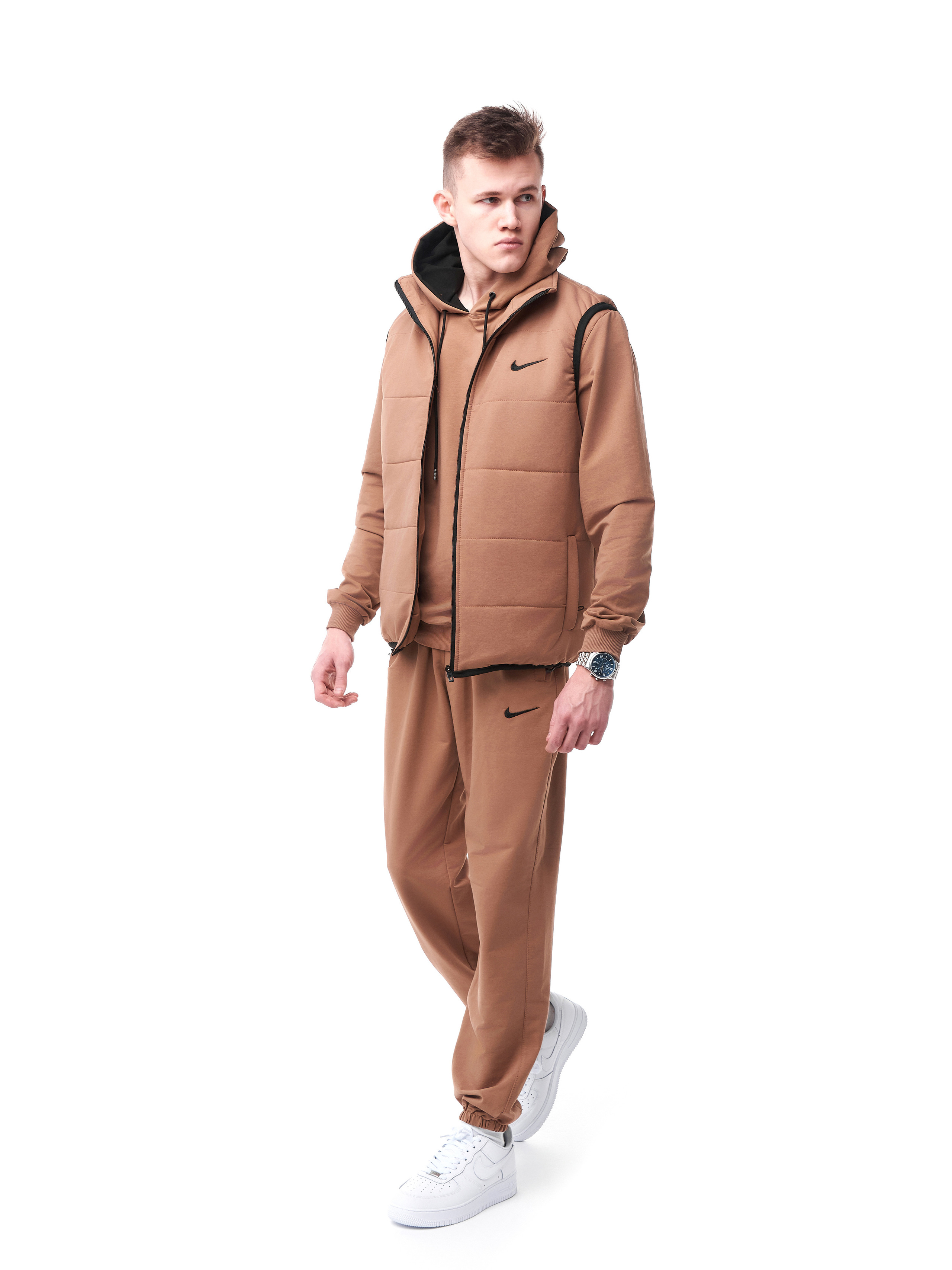 Съемка спортивных костюмов. Контент фотограф для бизнеса и маркет-плейсов