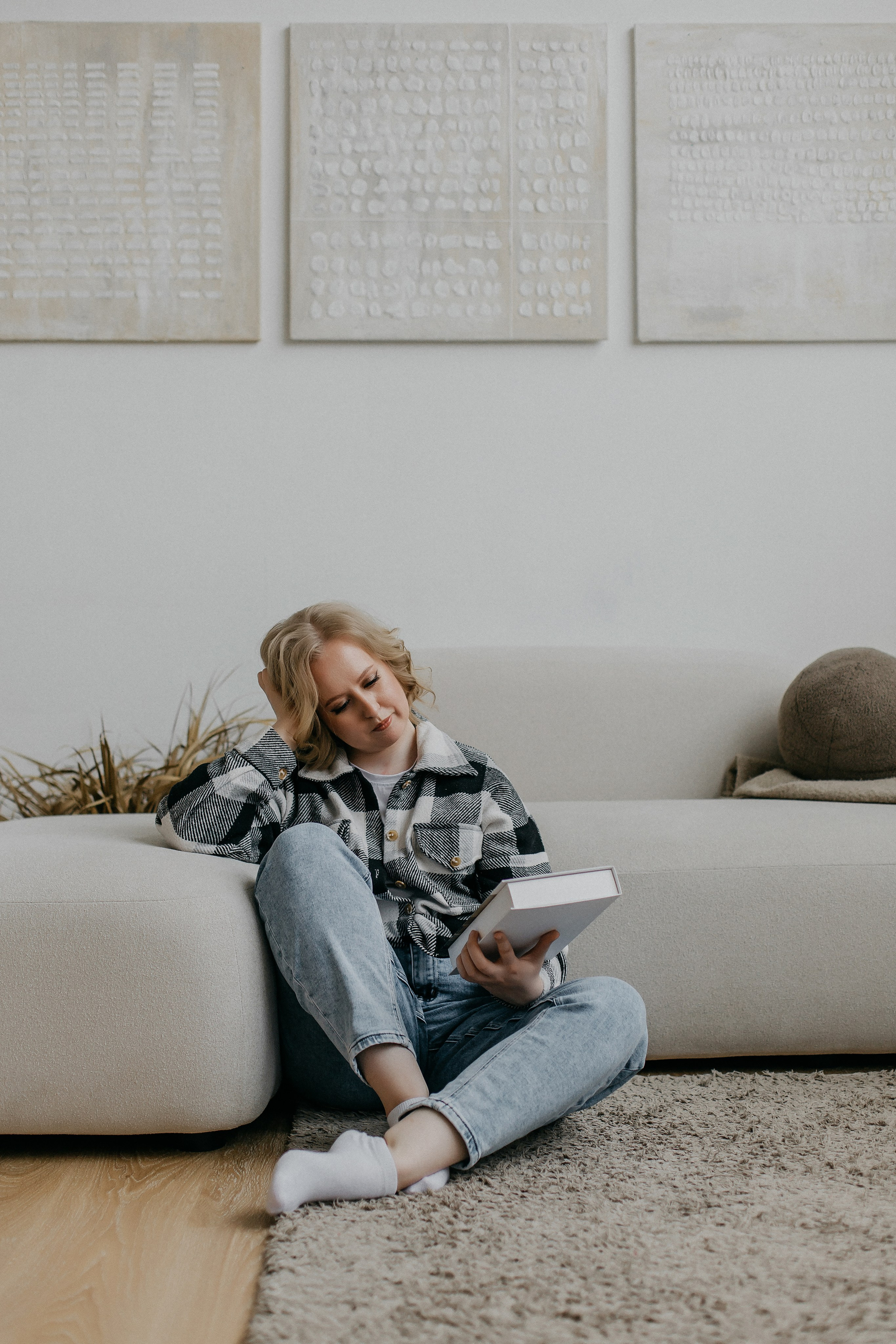 Оля. Kirinatanya.ru