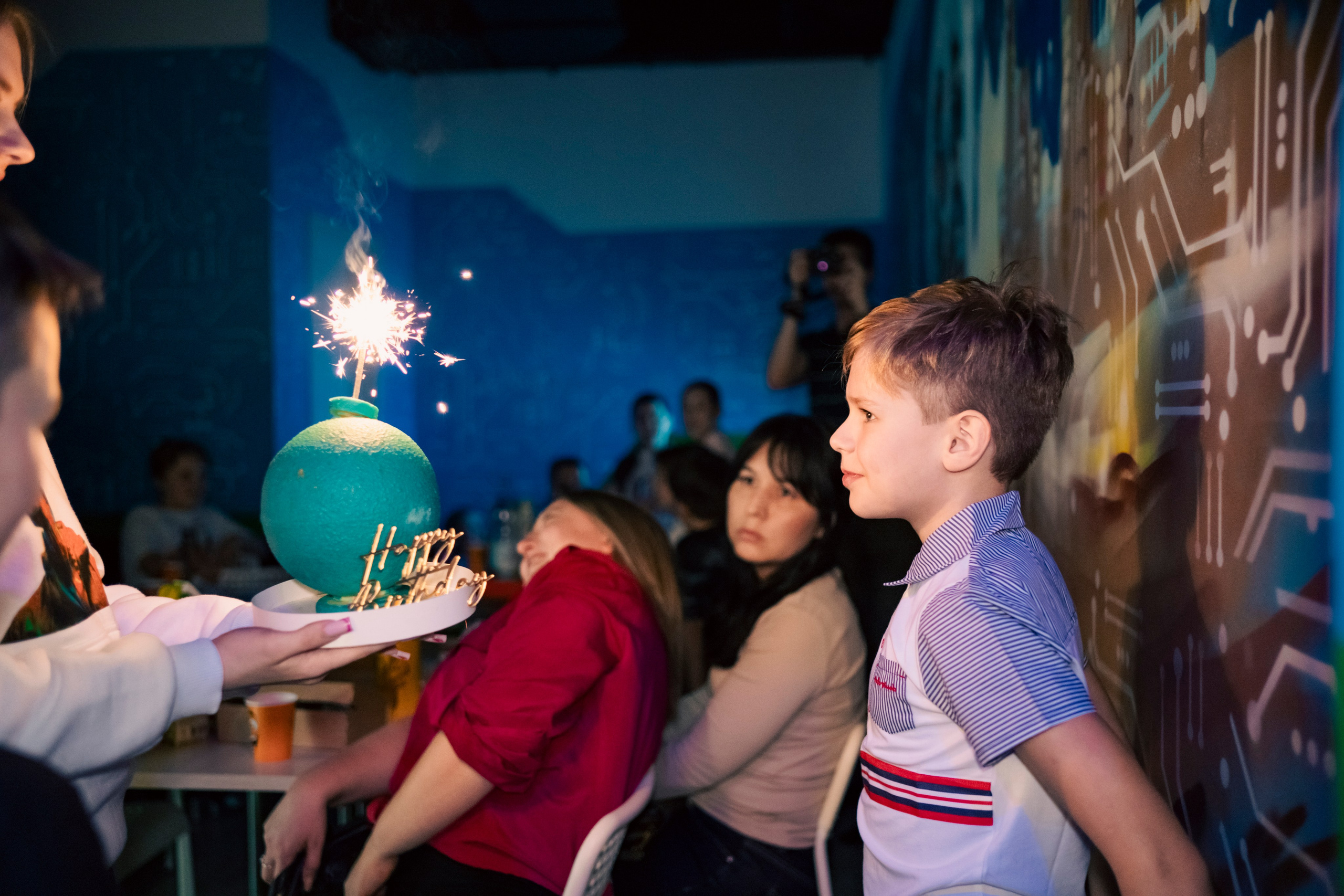 VR April-May. Felixtones