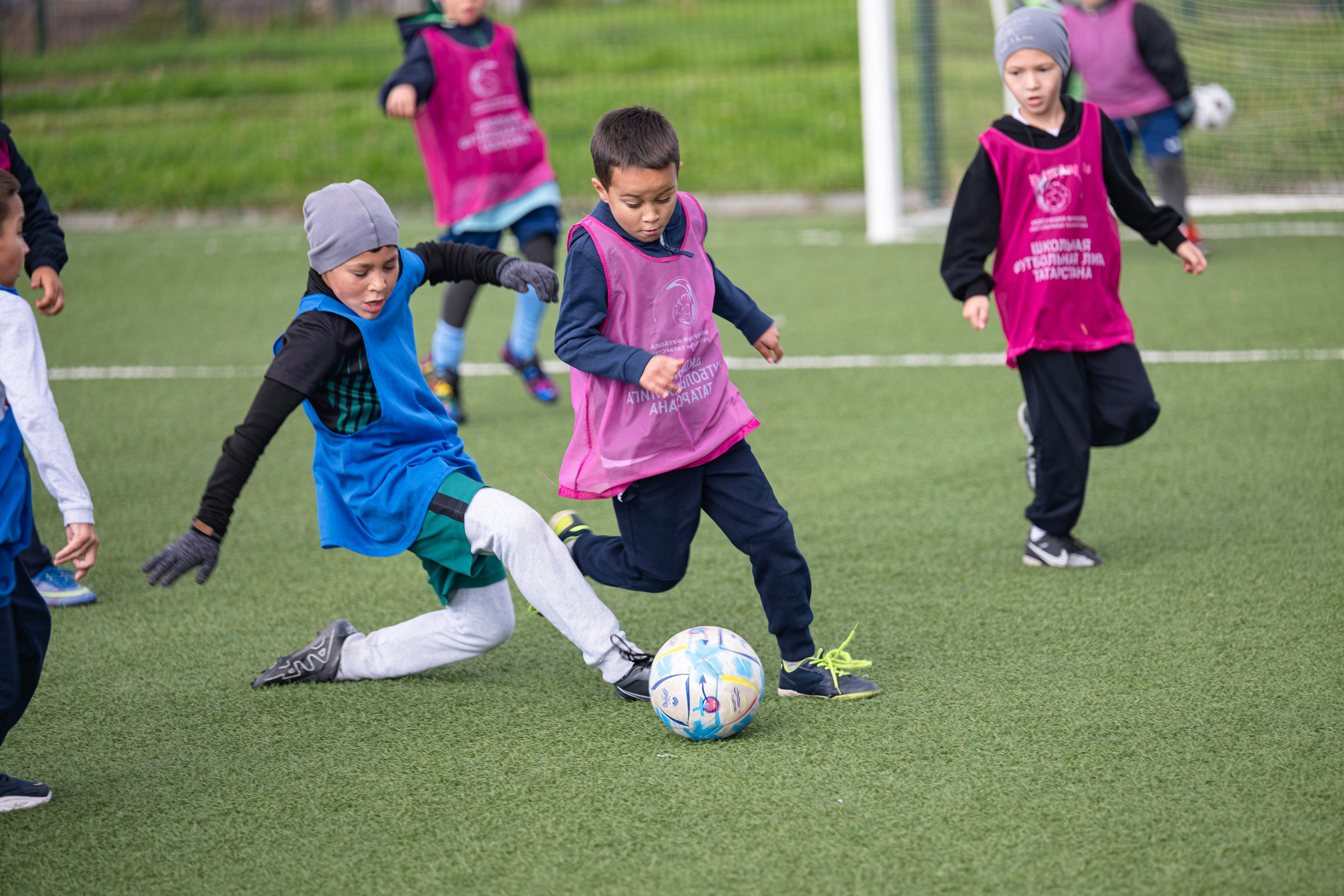 Детский футбол. Республика Татарстан, Высокогорский район, с. Высокая Гора. Свадебный фотограф в Казани, и Зеленодольске Радик Мухаметов