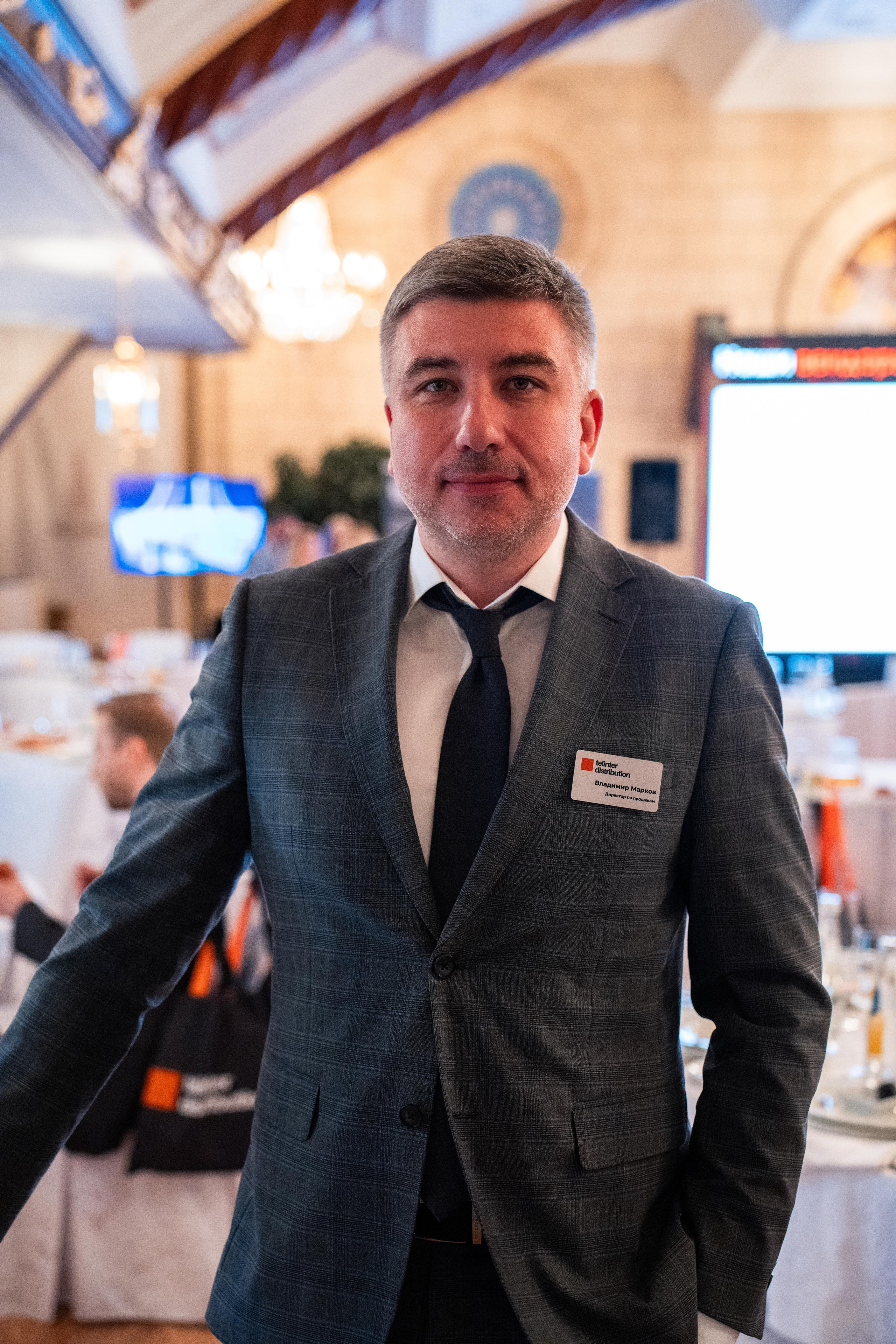 Telinter 15.04.2026. Коммерческий и художественный фотограф и видеограф в Москве Арсений Тургенев