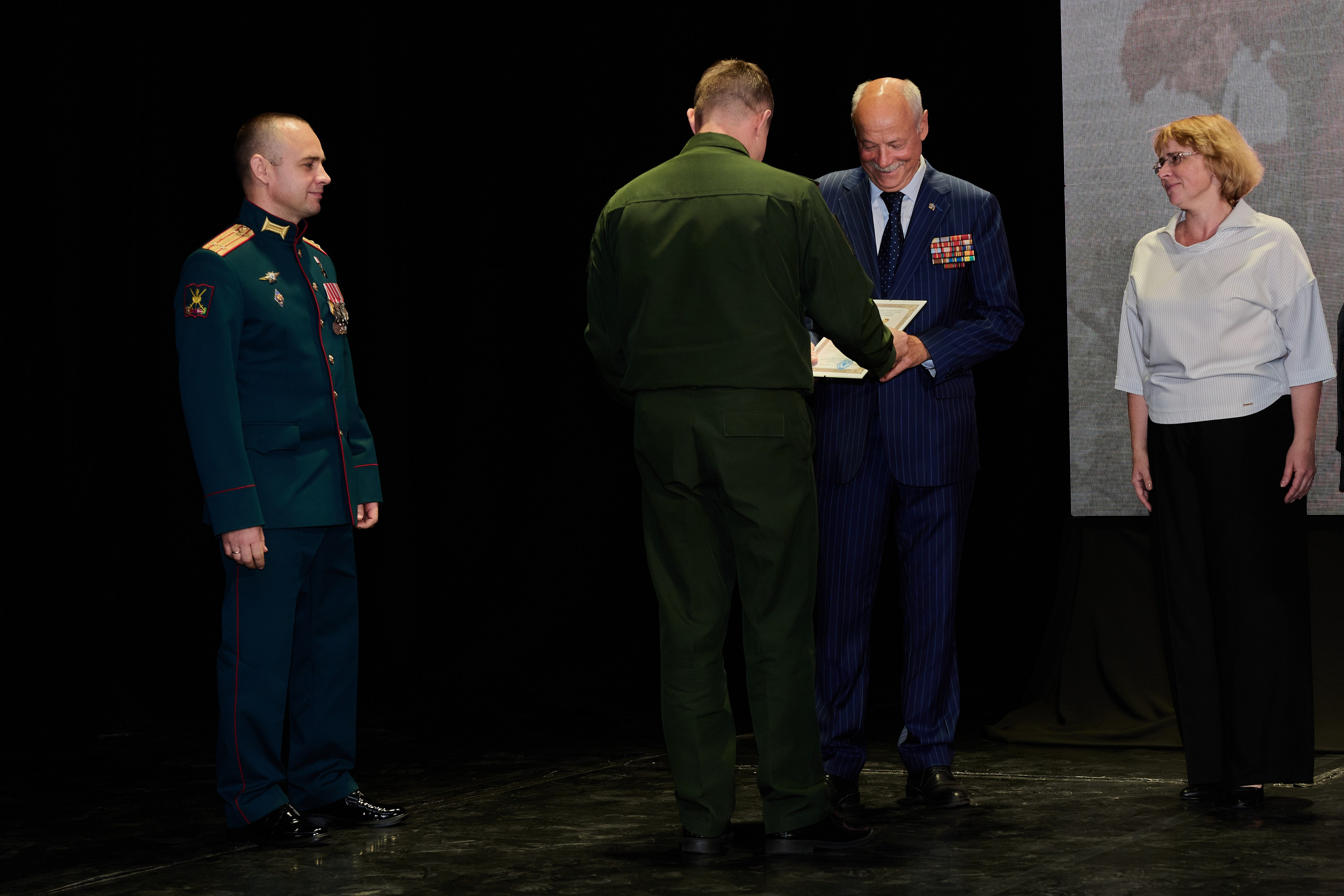 Церемония награждения медалями «Память Героев Отечества». Фотограф Роман Адлер