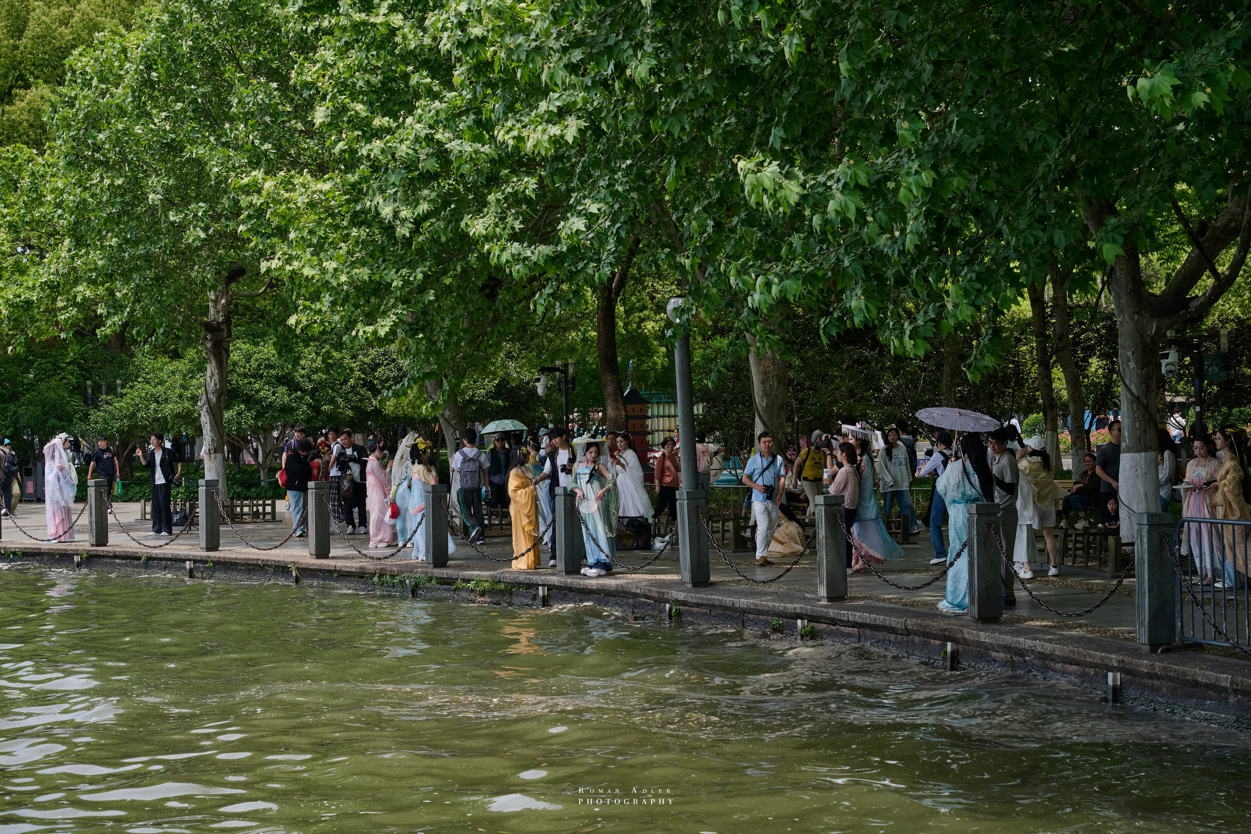 Озеро Сиху в Ханчжоу. Фотограф Роман Адлер