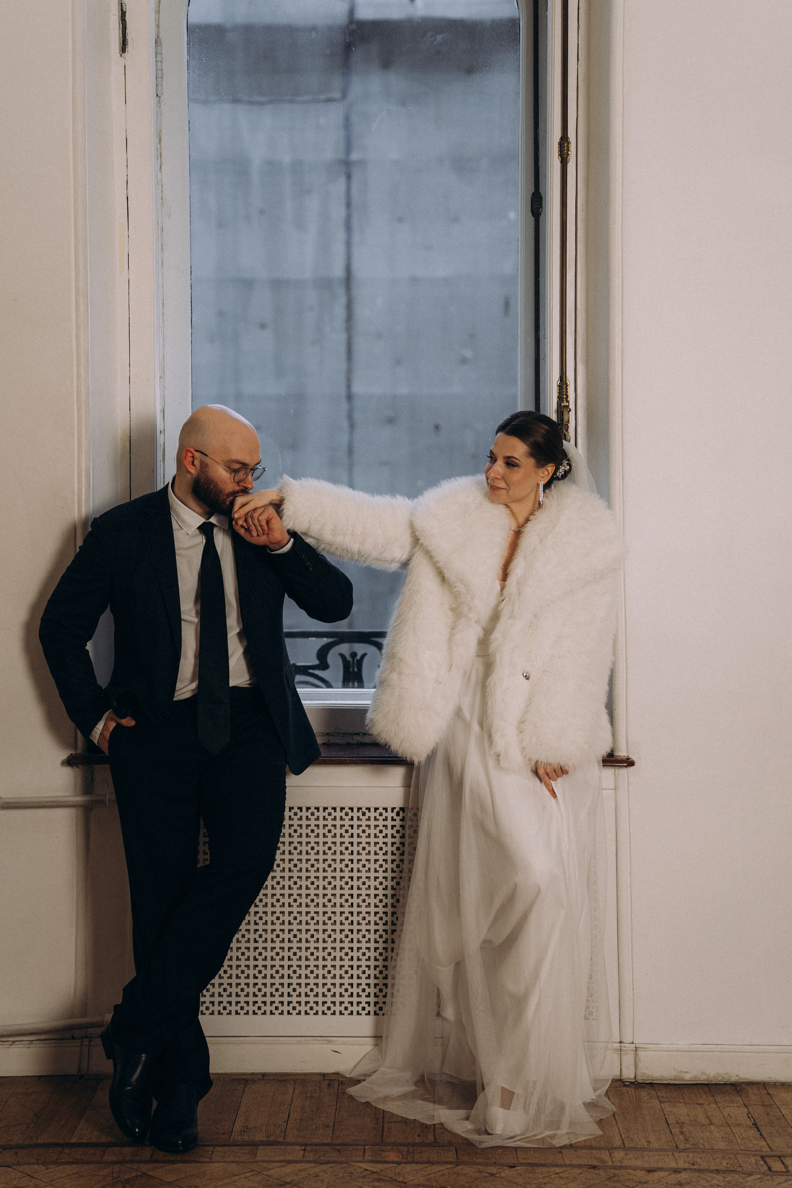 СВАДЕБНАЯ СЬЕМКА ВО ВТОРОМ ДВОРЦЕ (ДЕКАБРЬ) ТАКЖЕ СЬЕМКА В СТУДИИ НА ЧЕРНЫШЕВСКОЙ. Профессиональный фотограф, Санкт-Петербург — Виктория Богомолова