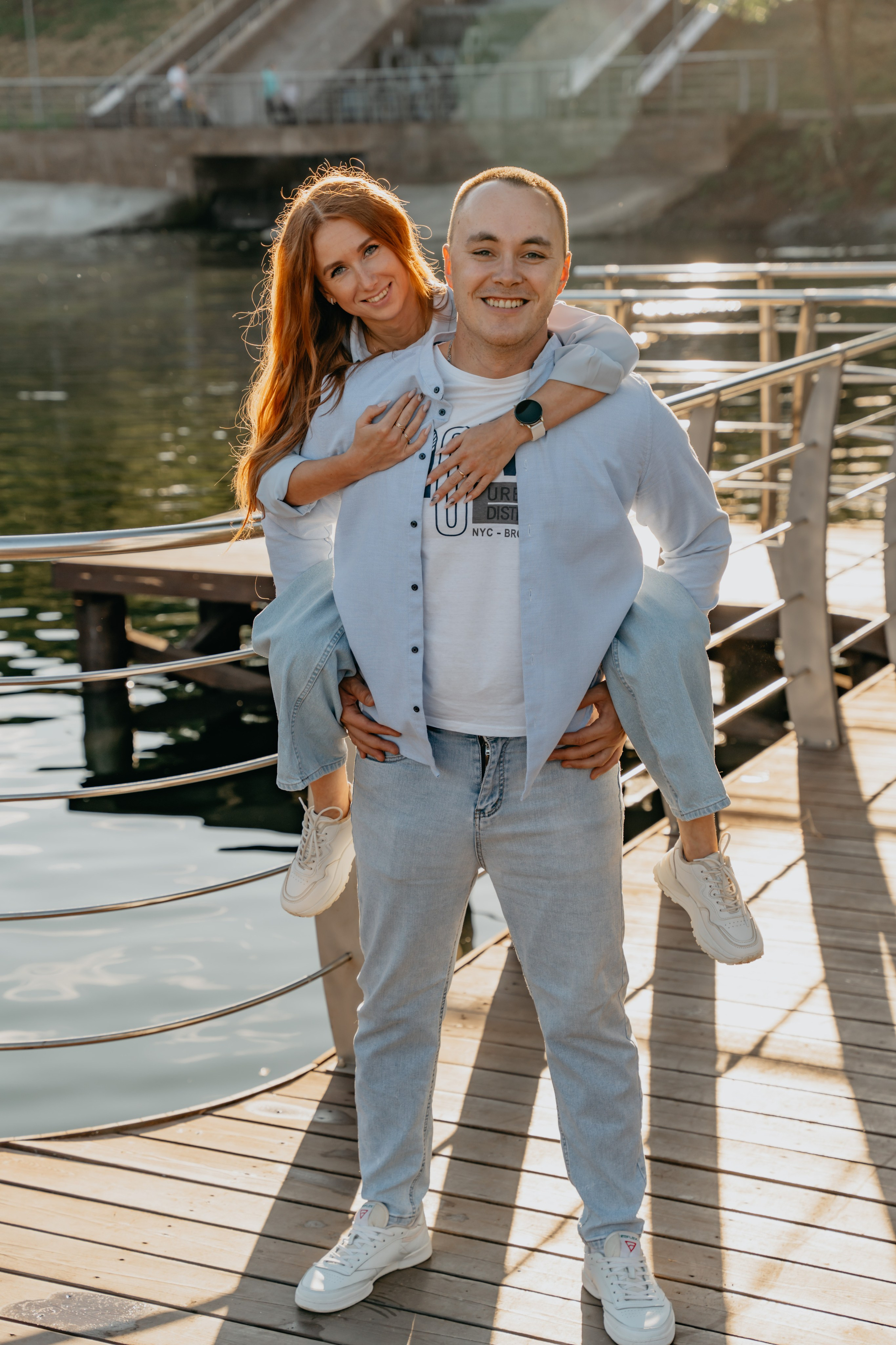 Закат. Цирк. Мы