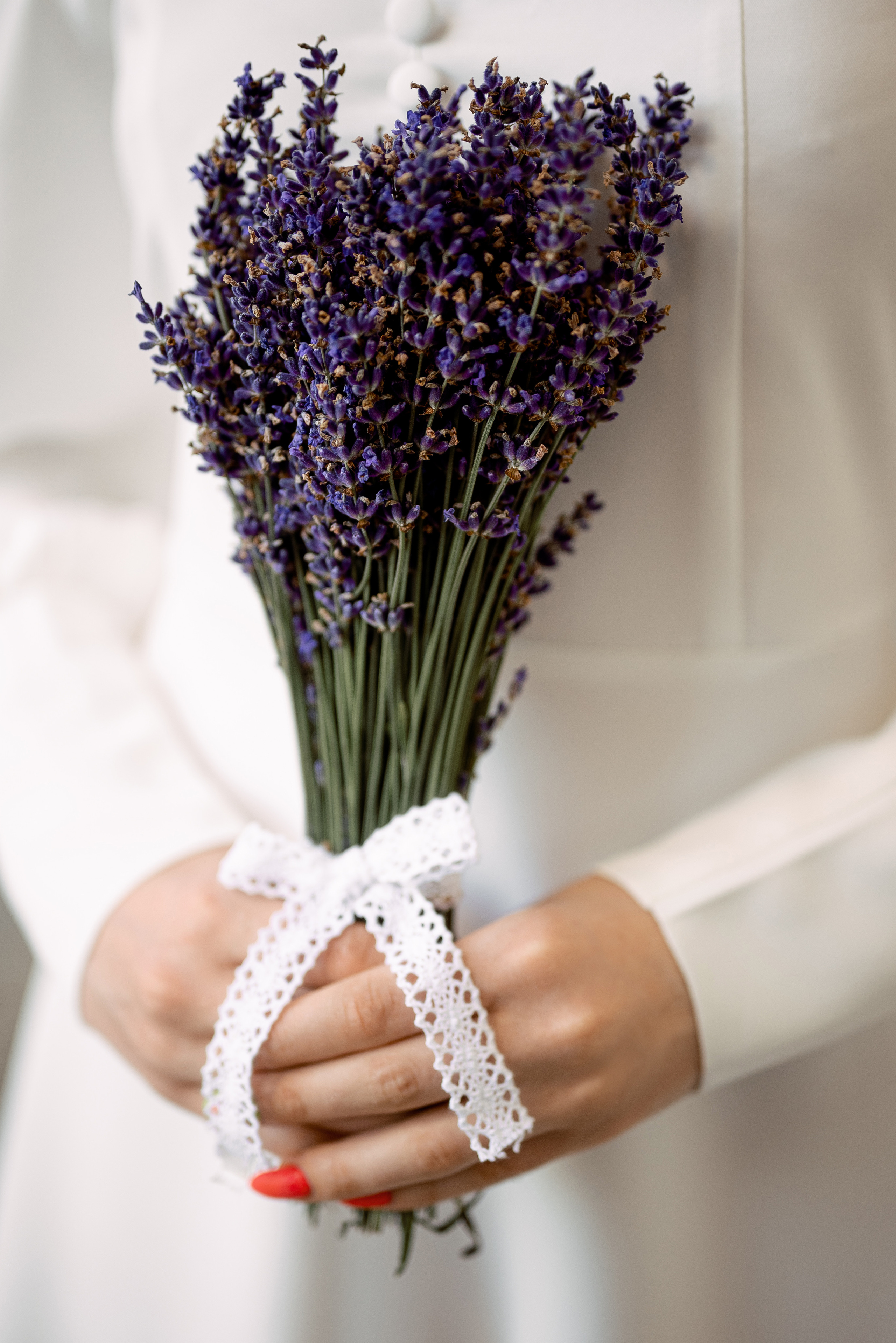 Катя с лавандой. Свадебный и портретный фотограф в Минске Наташа Каракулова