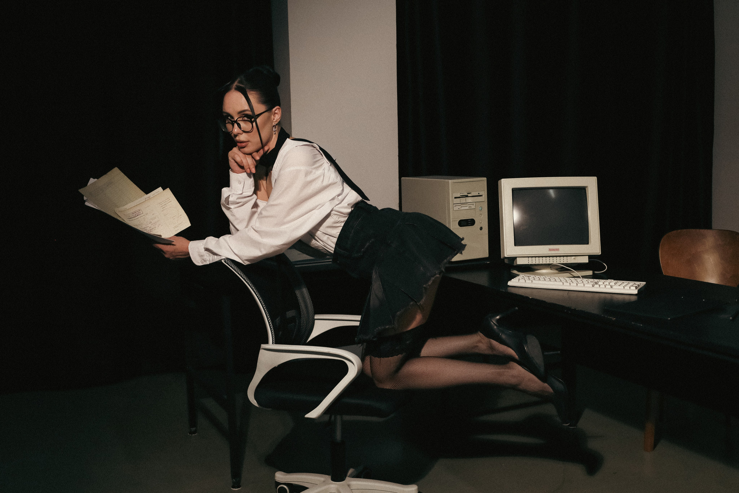 Офисная сирена. Фотограф Химки Анна Татарских