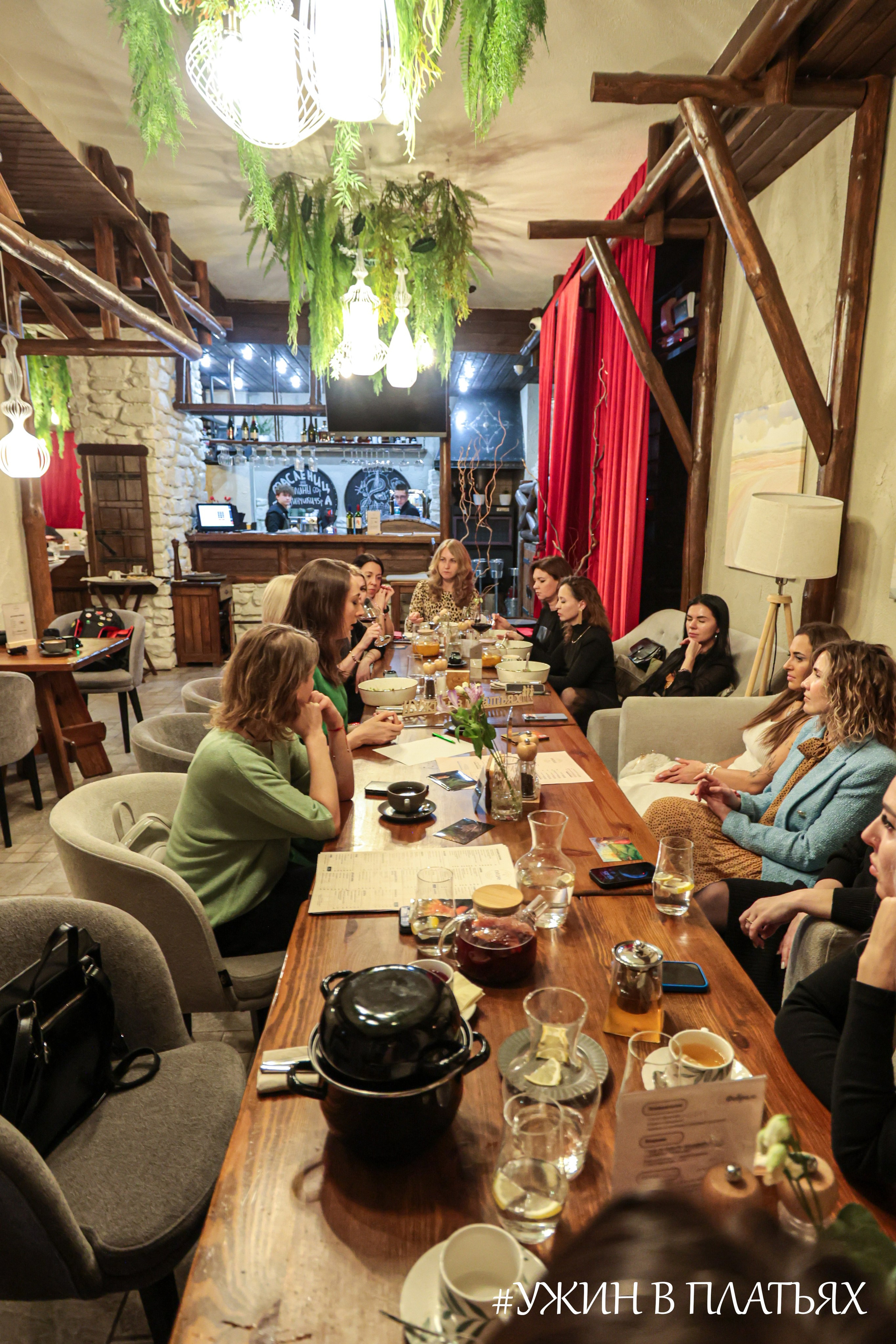 #УЖИНВПЛАТЬЯХ [Март]. Фотограф г. Тамбов г. Воронеж Богдан Тарасов