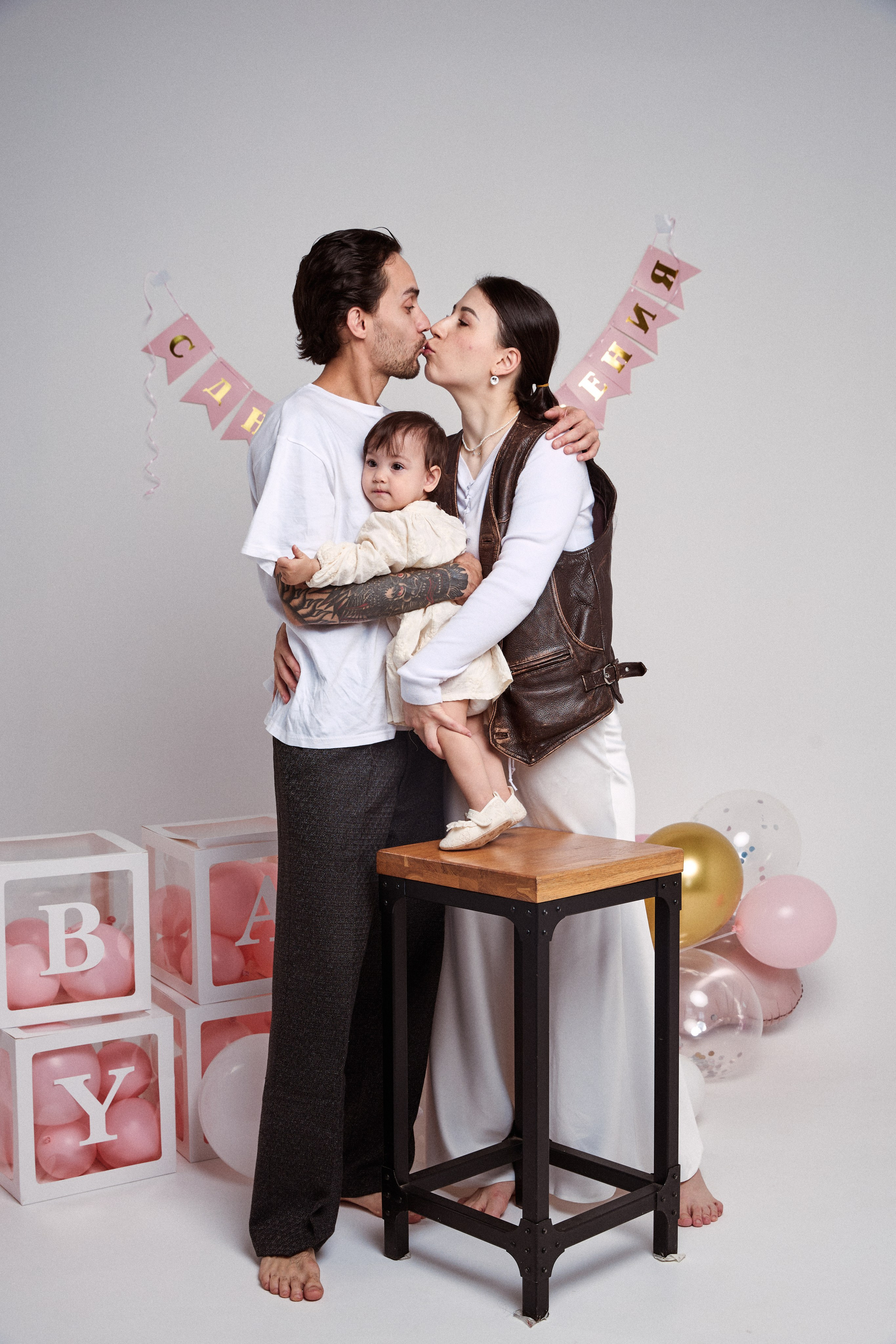 Азалии один годик!. Репортажный фотограф, портретный фотограф  г. Москва