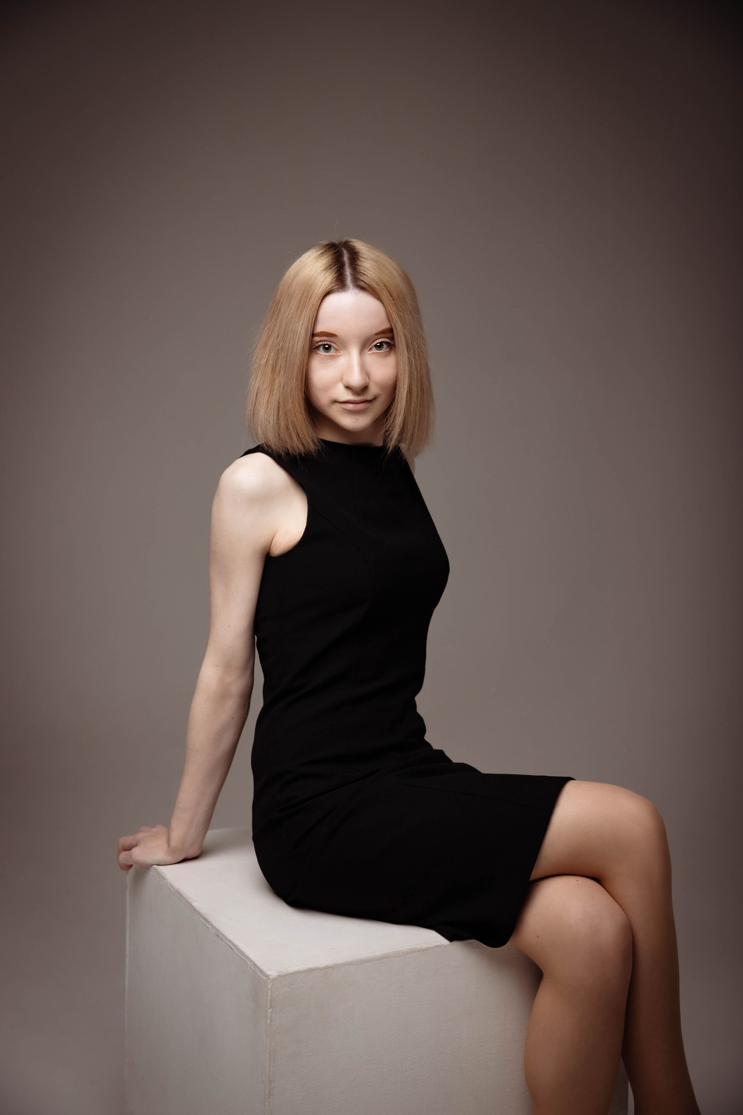 Аня. Циклорама. Свадебный и семейный фотограф в Санкт-Петербурге Лолита Евстифеева