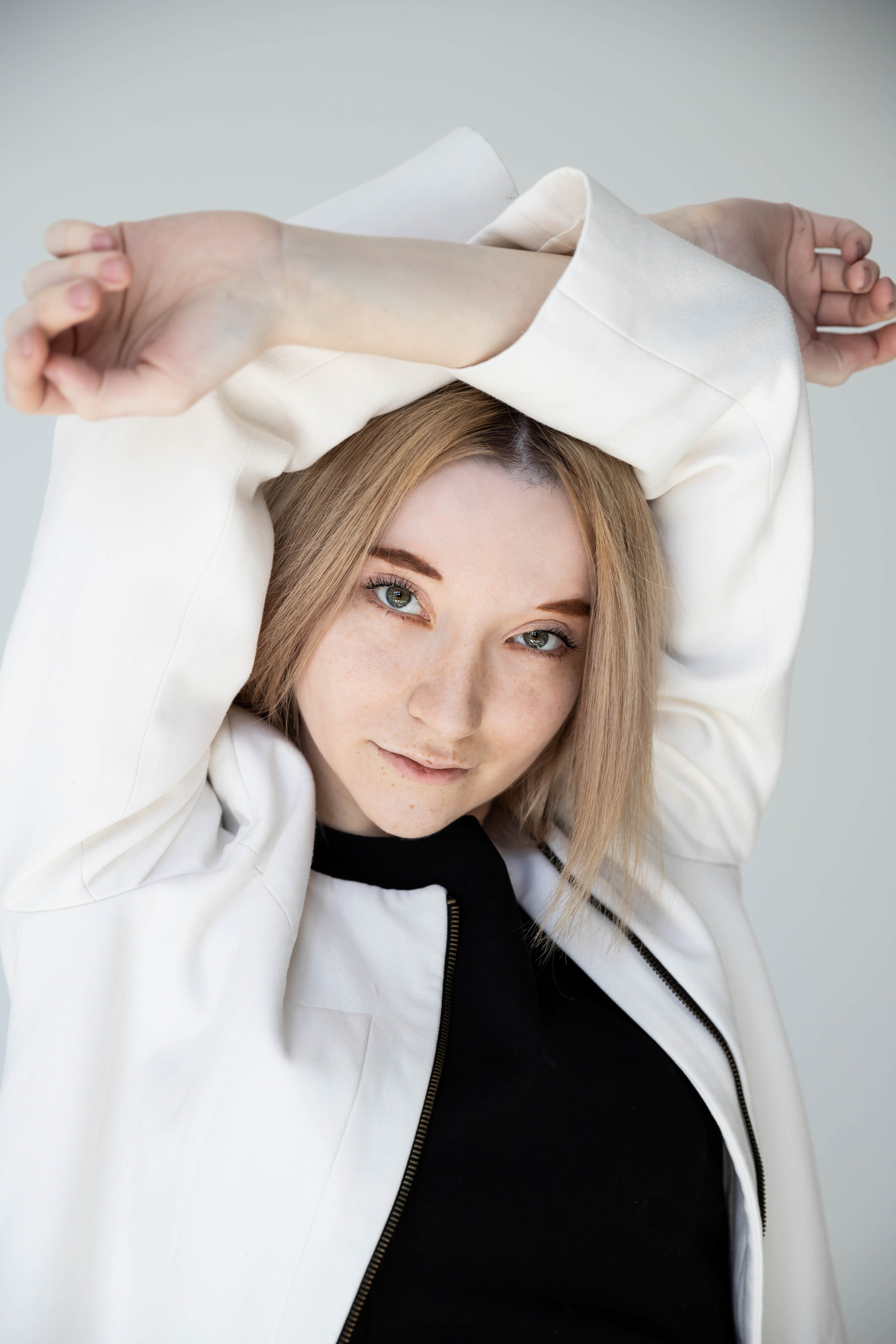 Аня. Циклорама. Свадебный и семейный фотограф в Санкт-Петербурге Лолита Евстифеева