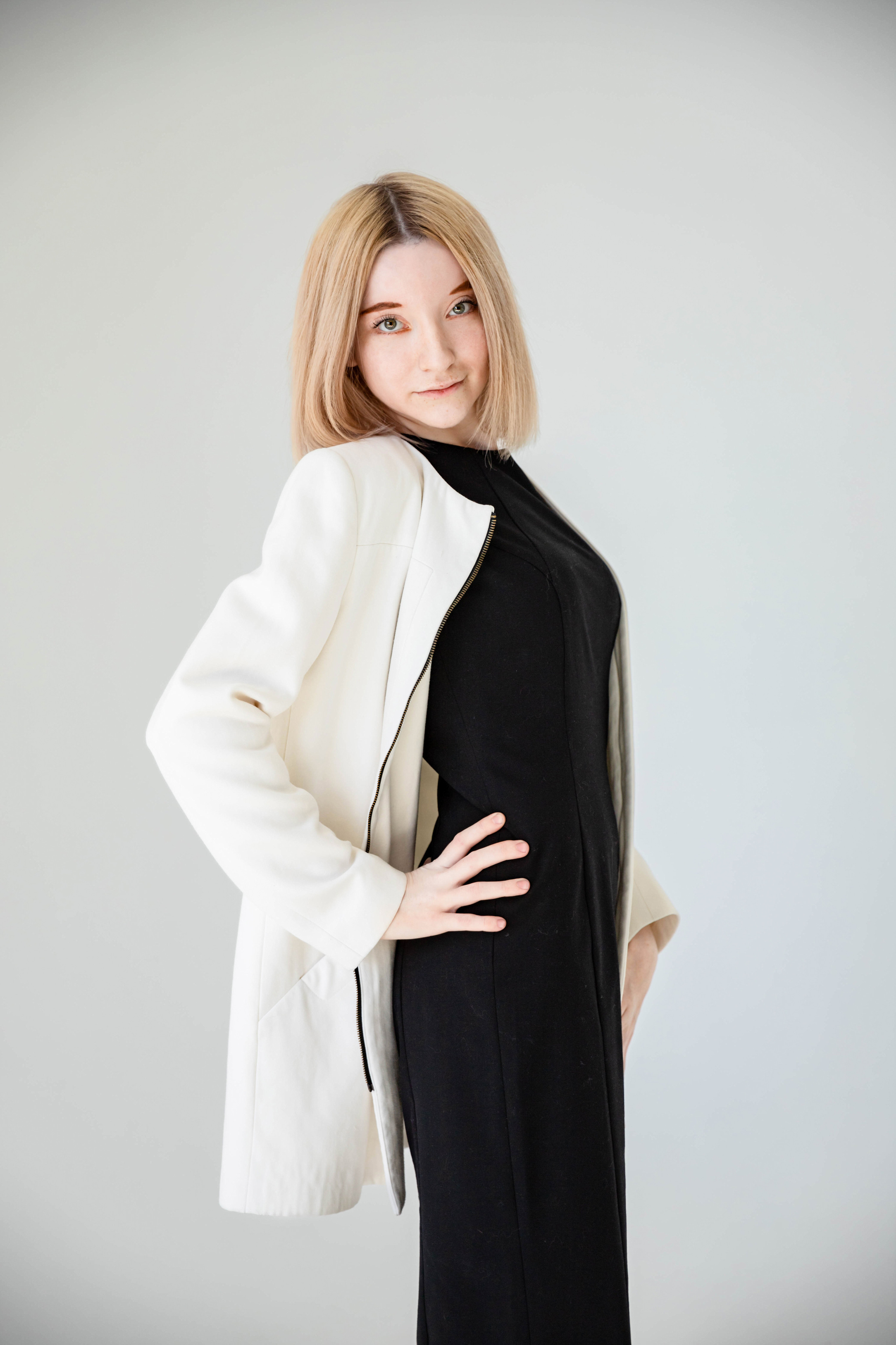 Аня. Циклорама. Свадебный и семейный фотограф в Санкт-Петербурге Лолита Евстифеева