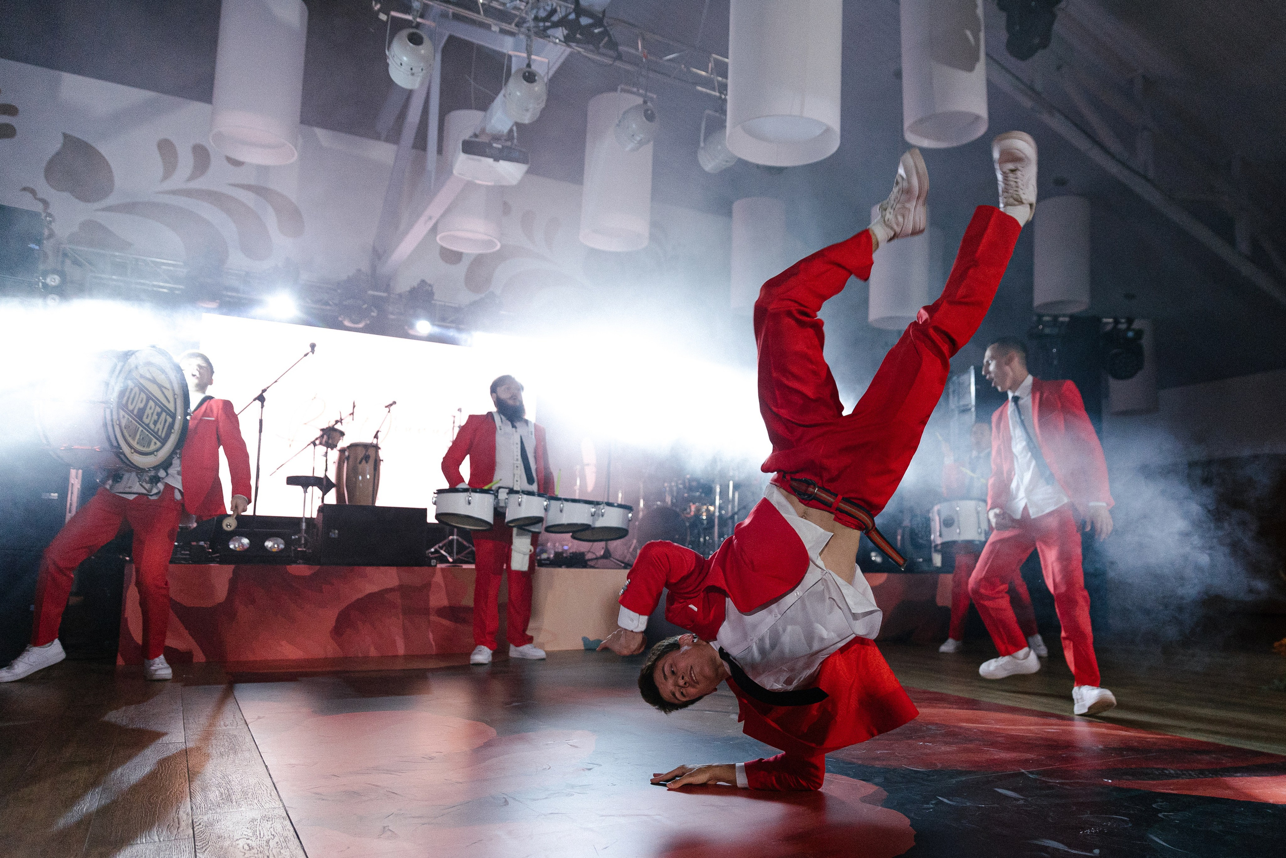 ВлЮбились. Главная