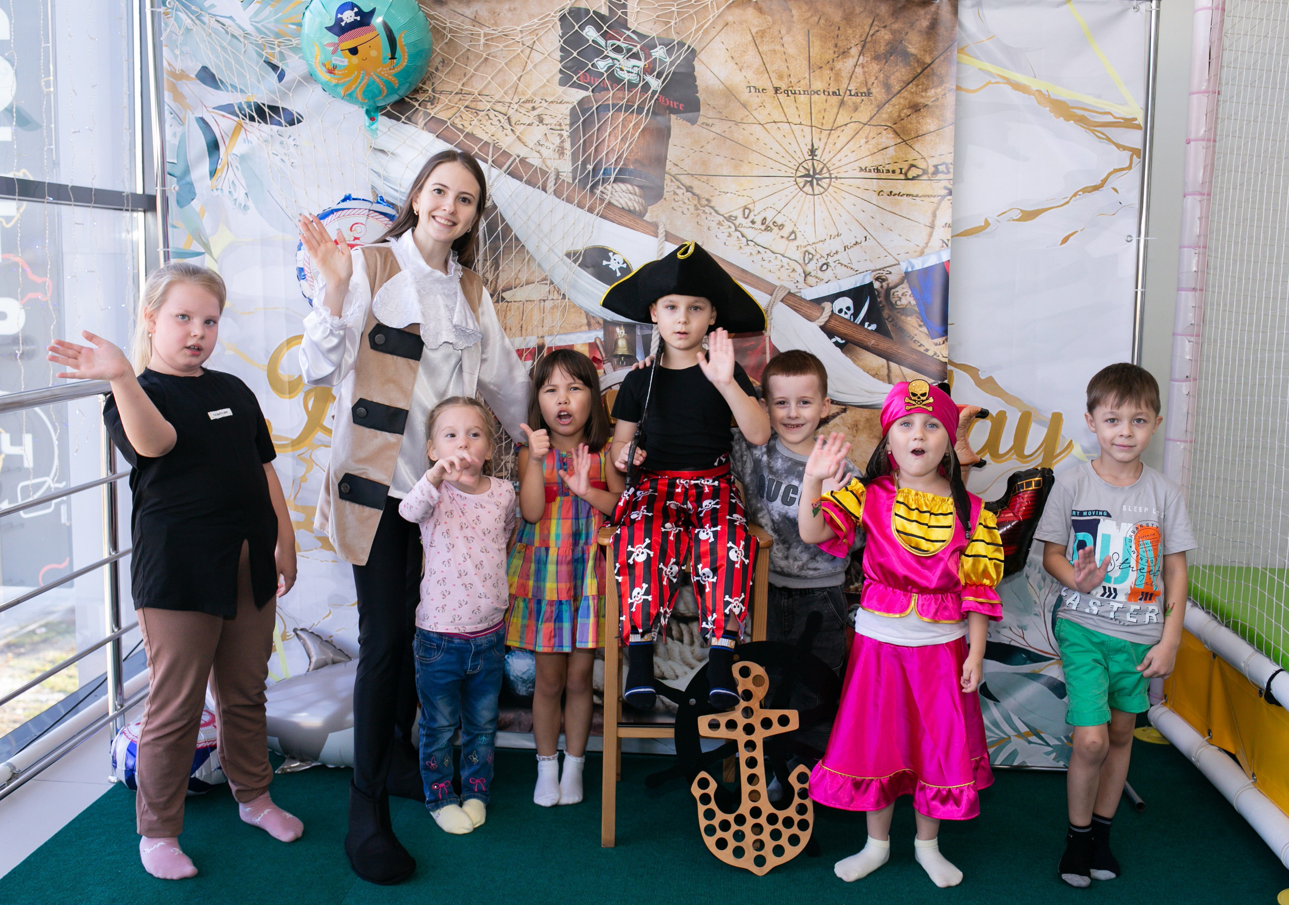 Белый кролик. Форд Боярд. Фотограф новорожденных и семейный фотограф НСО г. Бердск Марина Львова