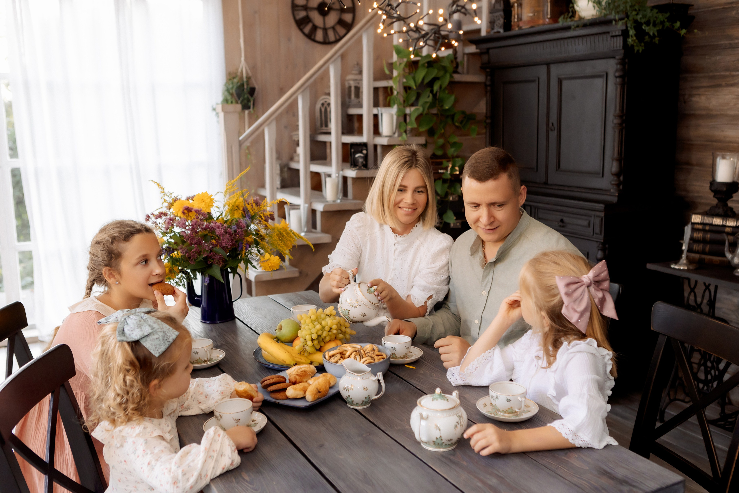 Семейная фотосессия на веранде. Зотова Алена — семейный и женский фотограф в Зеленограде