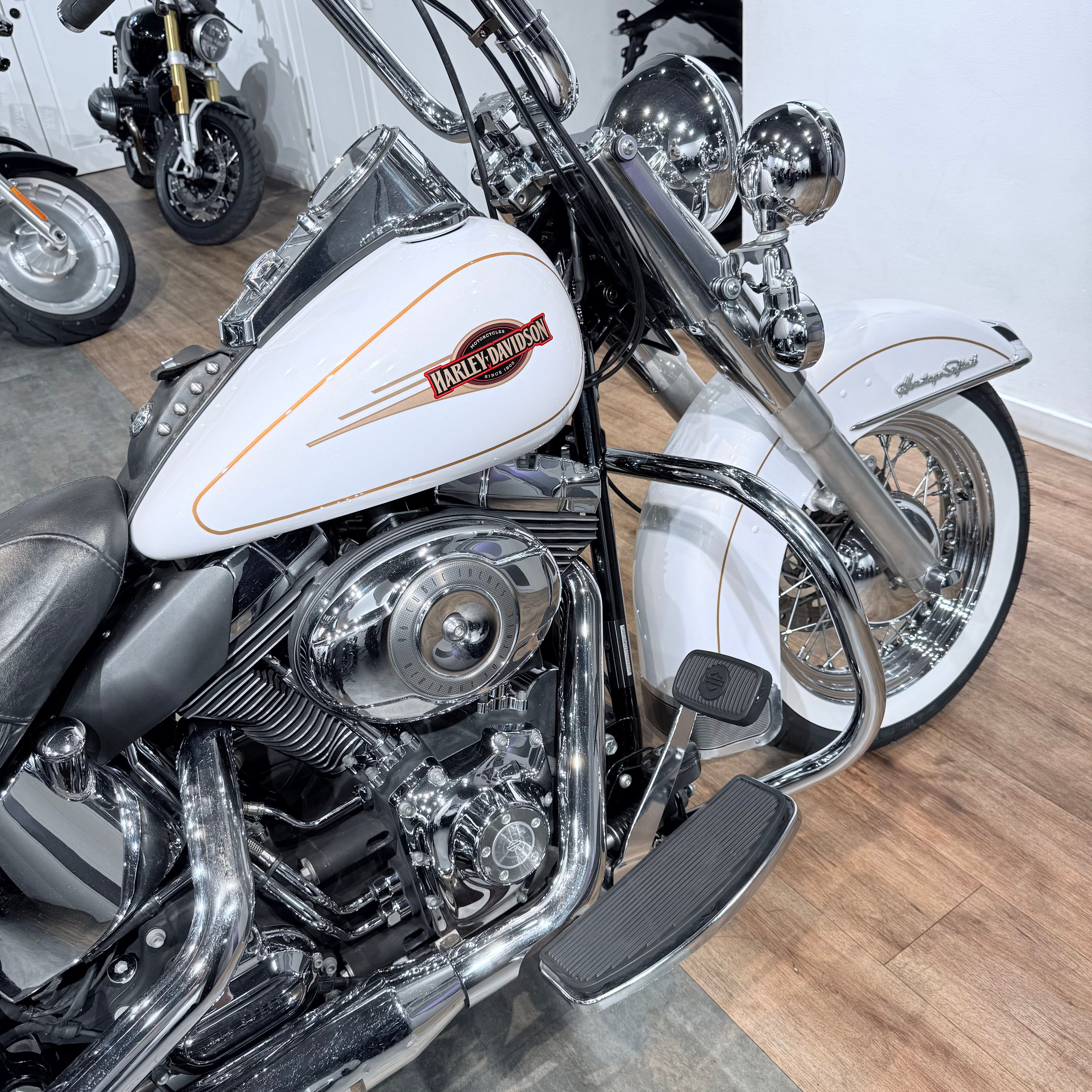 2007 Softail Heritаgе 96 Whitе Pearl. Hello Davidson, Москва. Только хорошие мотоциклы…