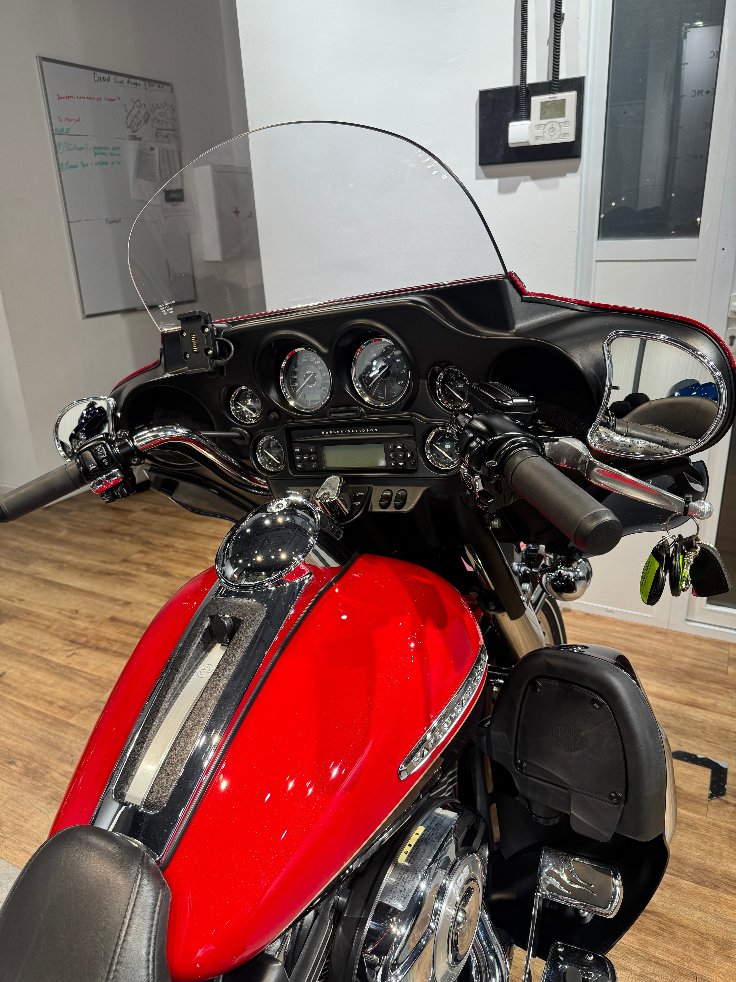 Мотоциклы Harley-Davidson 2011 Ultra Limited 103 ABS (Touring)  — купить мотоцикл. Hello Davidson, Москва. Только хорошие мотоциклы…