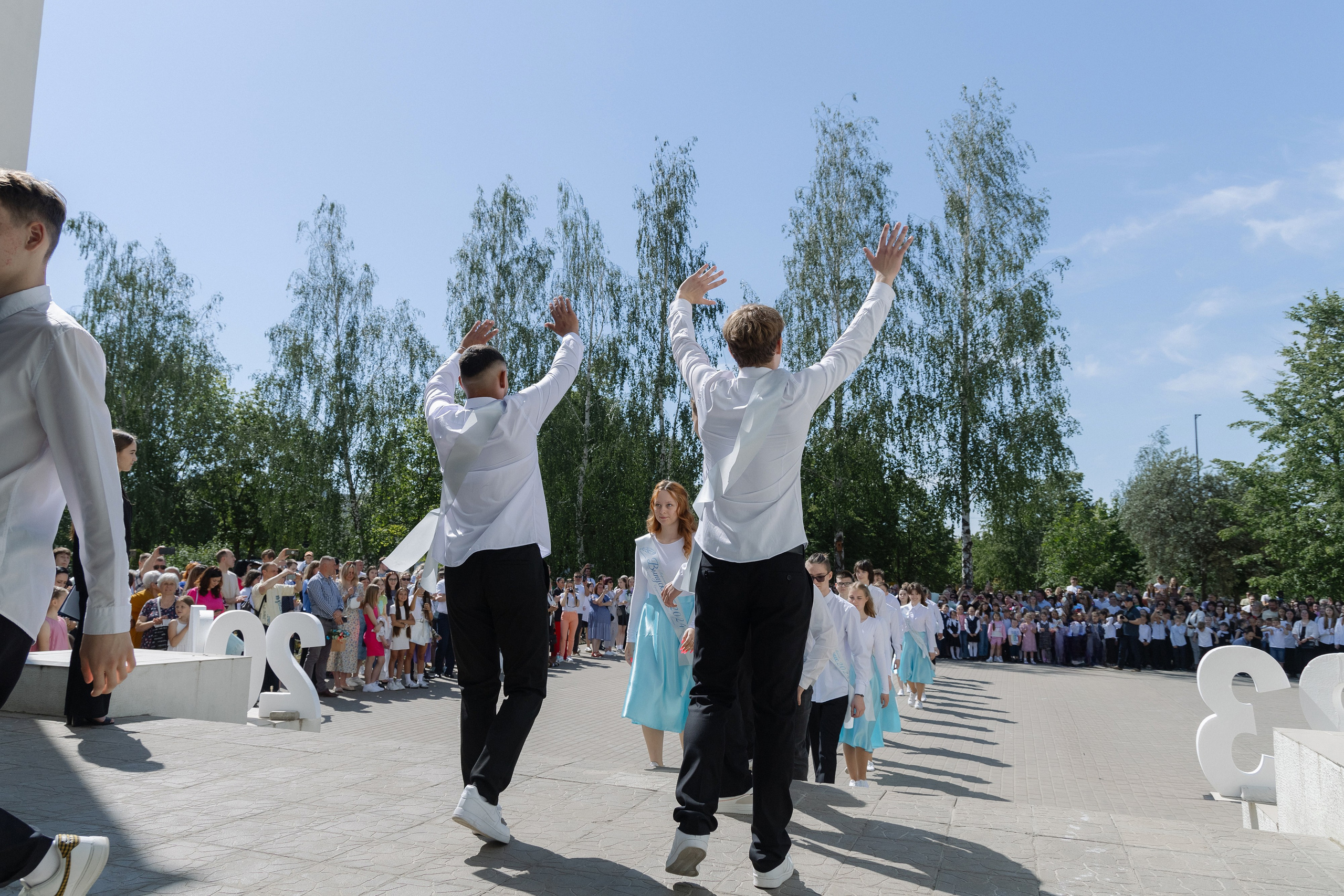 Последний звонок 2024. Свадебный фотограф в Минске/Беларуси Сергей Спиридонов