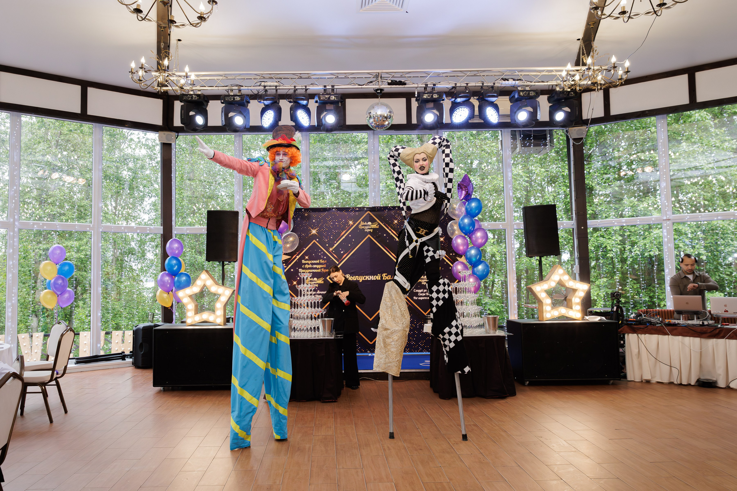 Драгунский выпускной. Маша Гонтарь Семейный домашний репортажный фотограф в Санкт-Петербурге