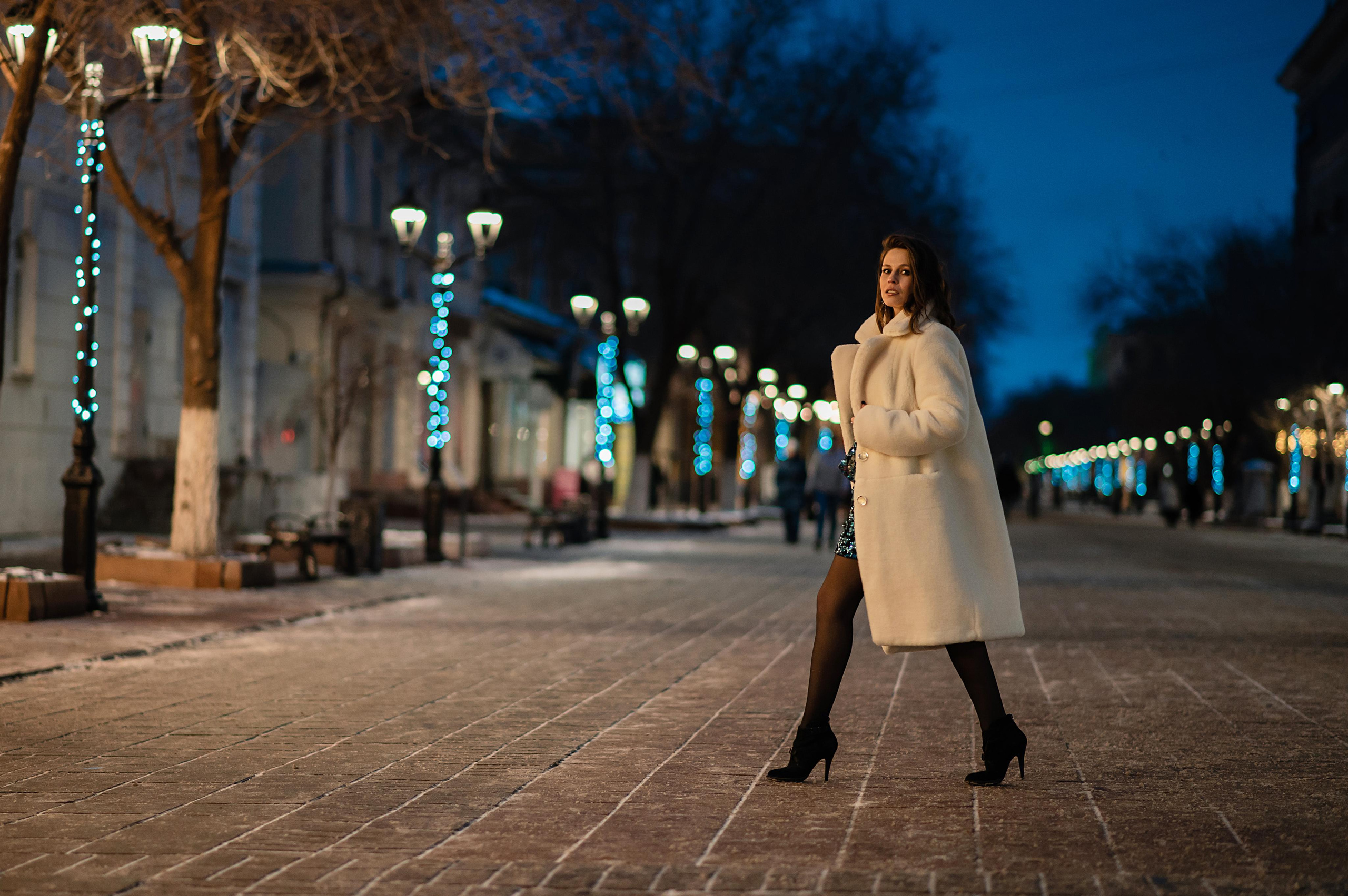 Вечерняя прогулка с Надеждой по ул. Советской. Семейный фотограф в Оренбурге Анна Рожкова