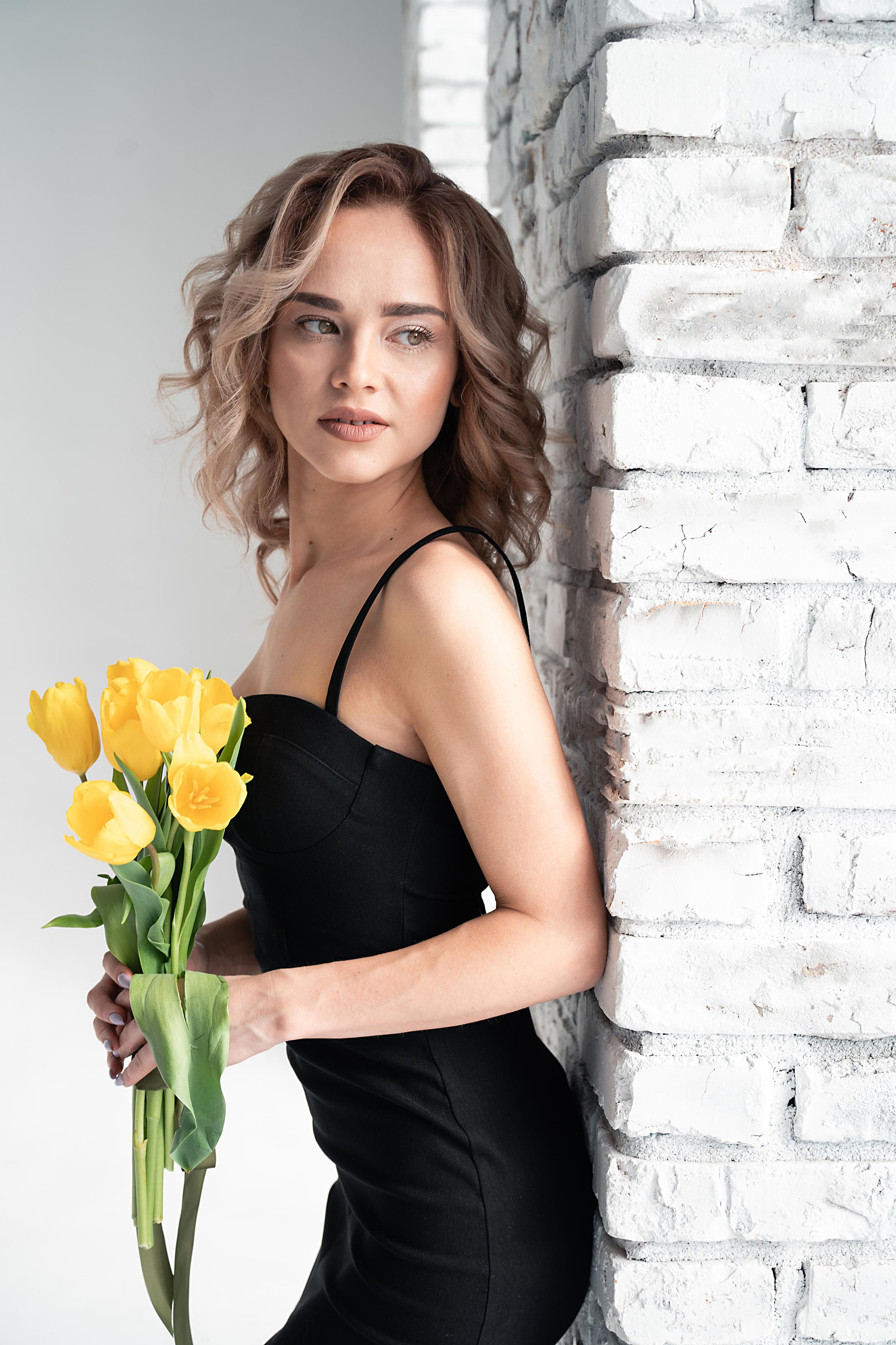 Фотосессия с тюльпанами в студии. Семейный фотограф в Оренбурге Анна Рожкова