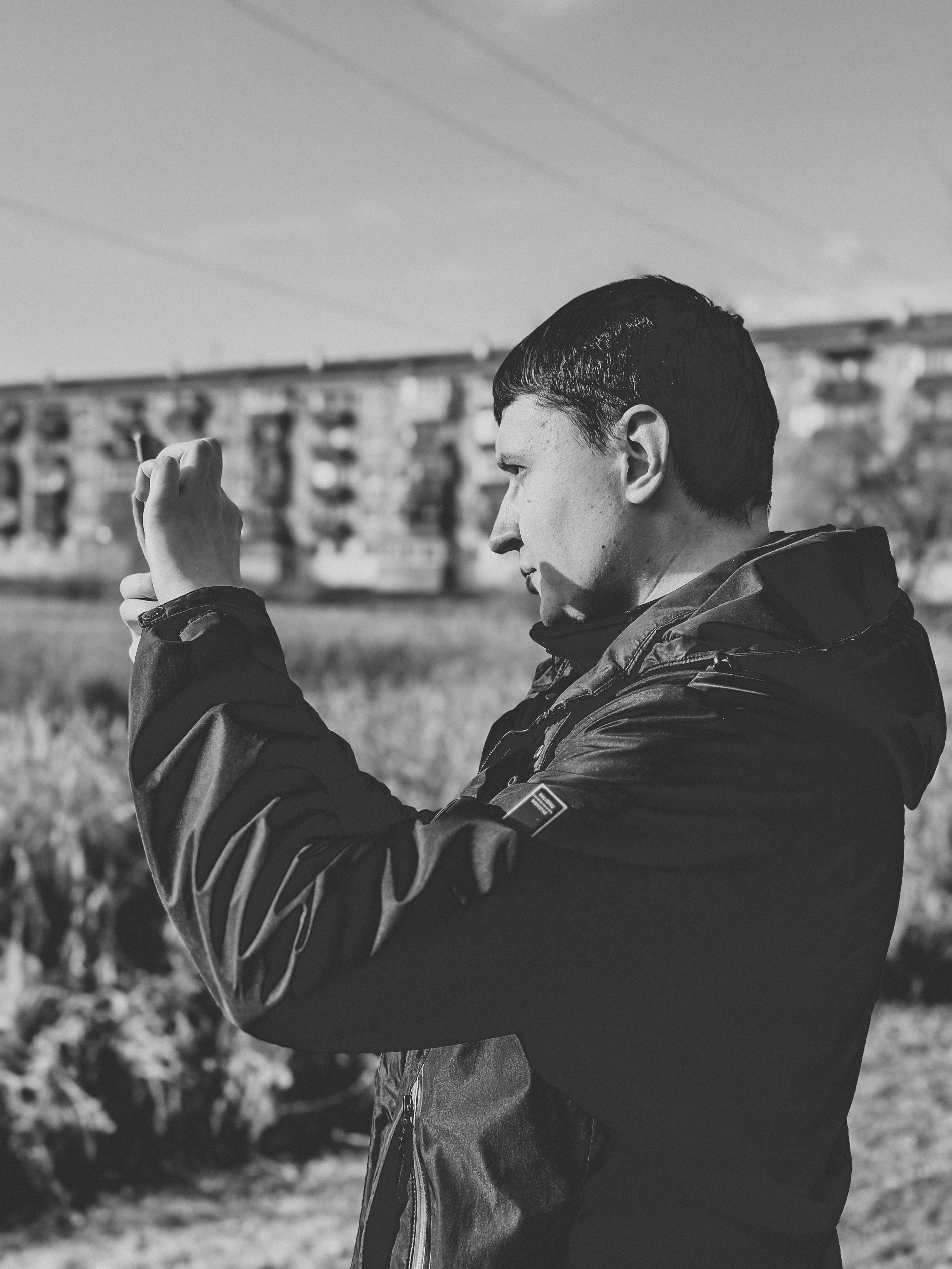 Прогулочная фотосессия с Димоном. Твой фотограф и видеограф в Тюмени — Сергей Бизин