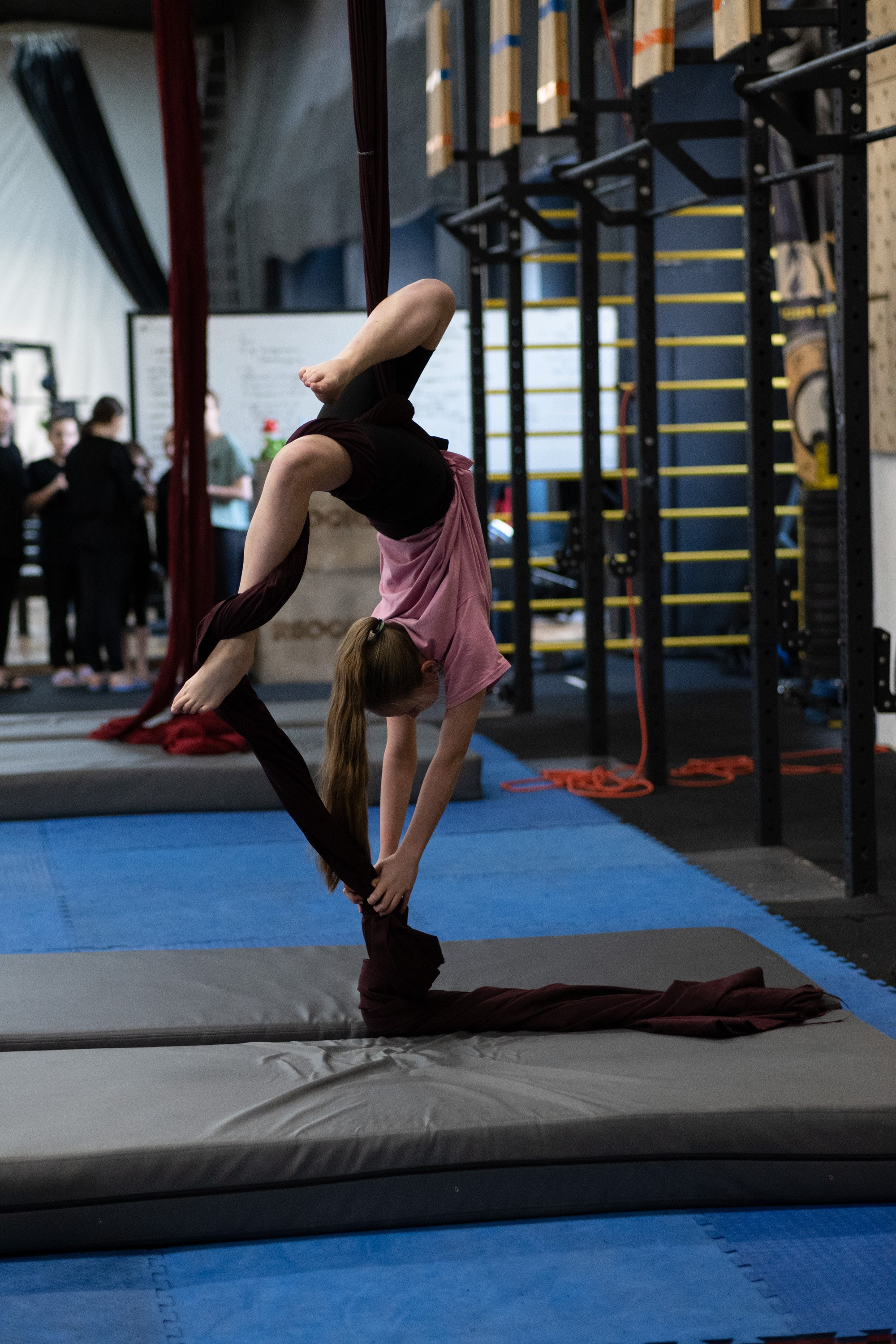 Внутриклубные соревнования по воздушной гимнастике 02.04.23