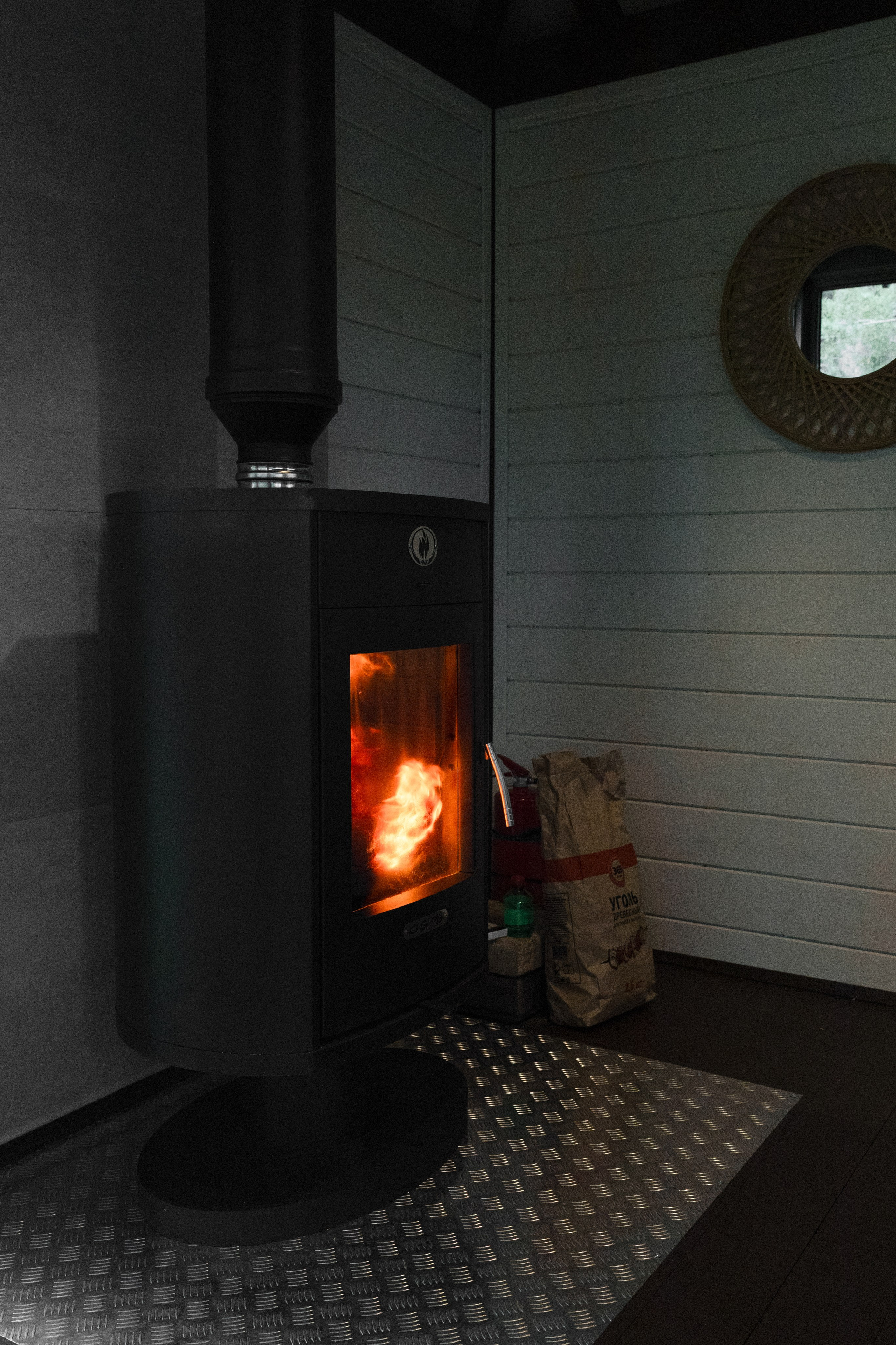 Фото для соцсетей и сайта базы отдыха «Лесная Ривьера». Фотограф в Санкт-Петербурге Вагнер Юлия