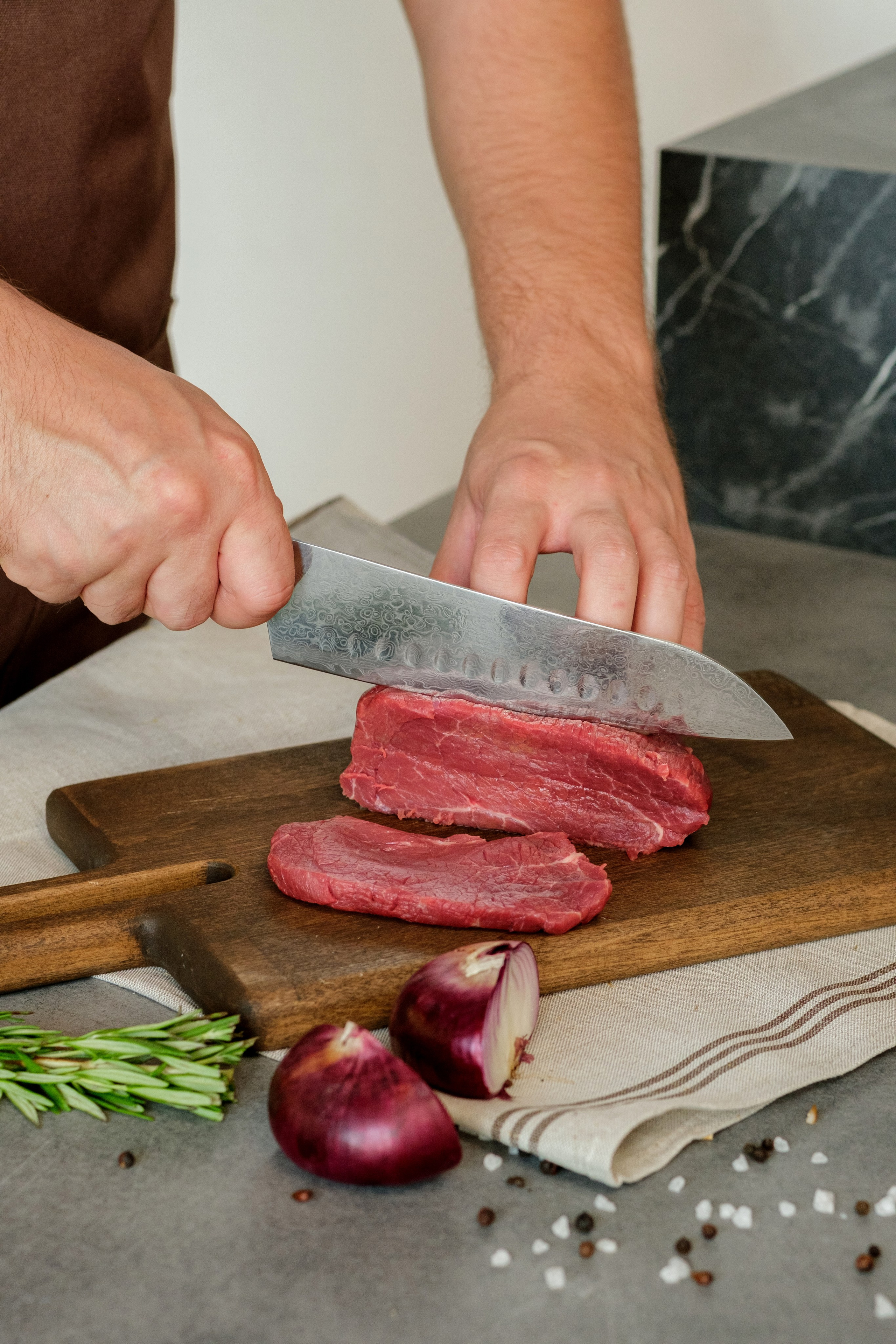 Подготовка к съемке кухонных ножей в СПб. Фотосессия для маркетплейсов