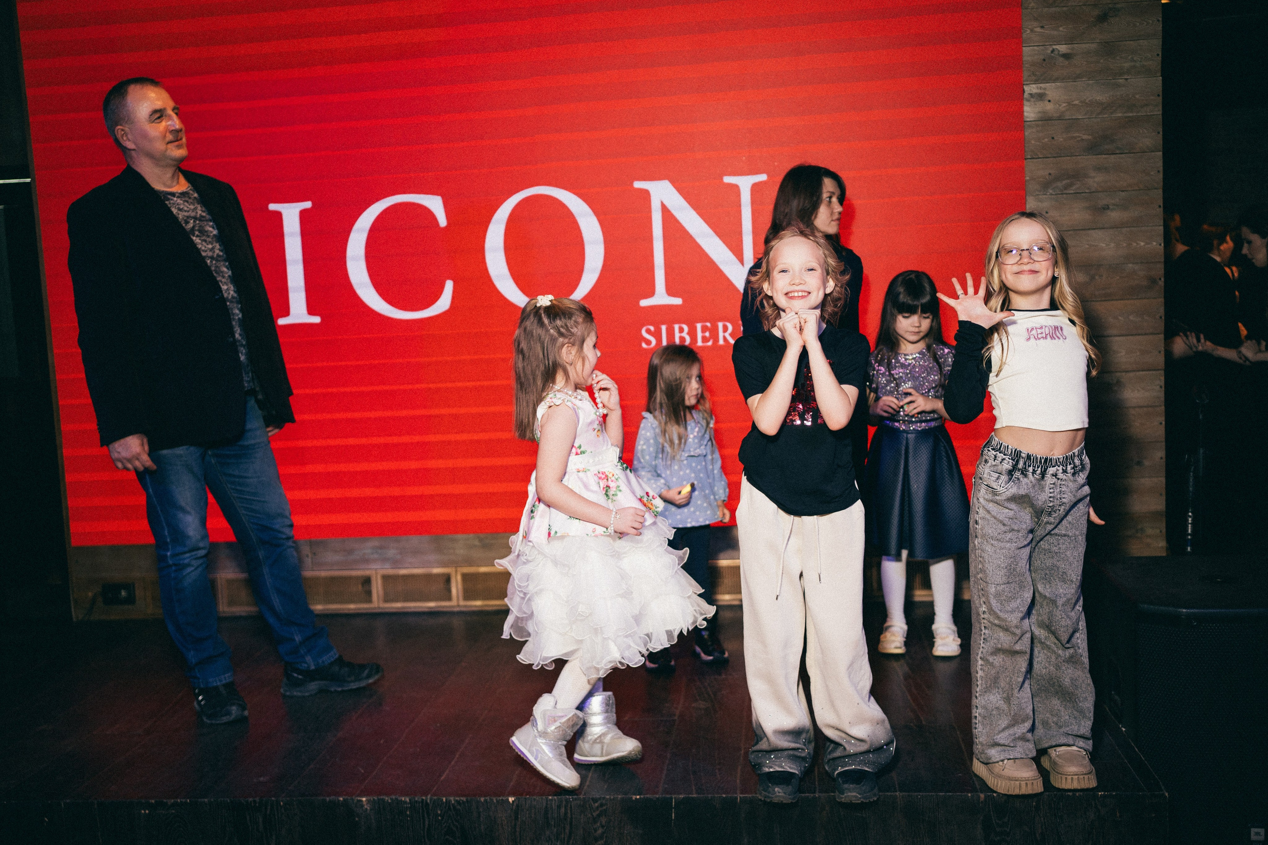 Презентация новогоднего номера журнала ICON SIBERIA MAG. Фотограф на любое событие в Кемерово