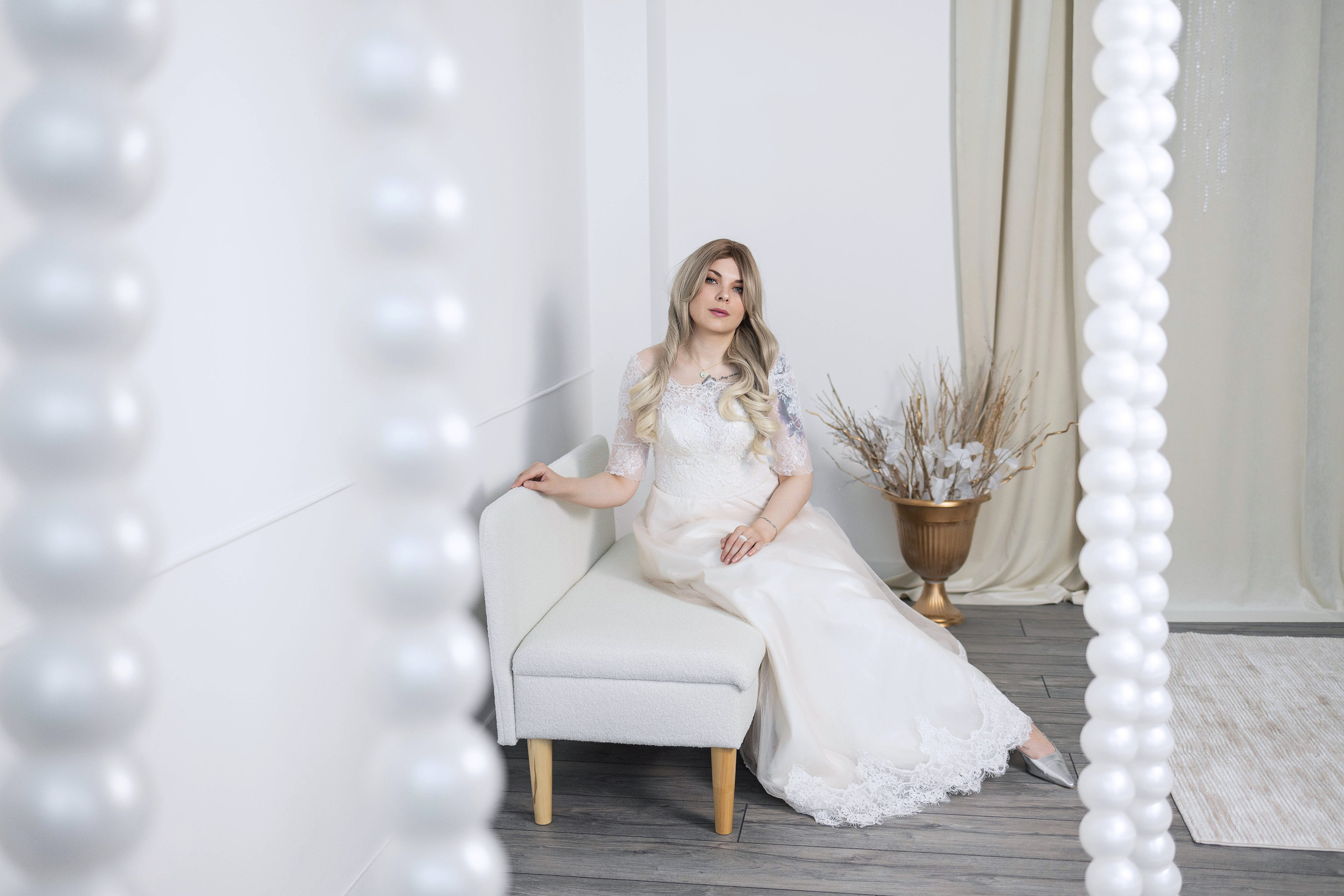 Ваши фотографии. Интерьерная фотостудия Background в Омске