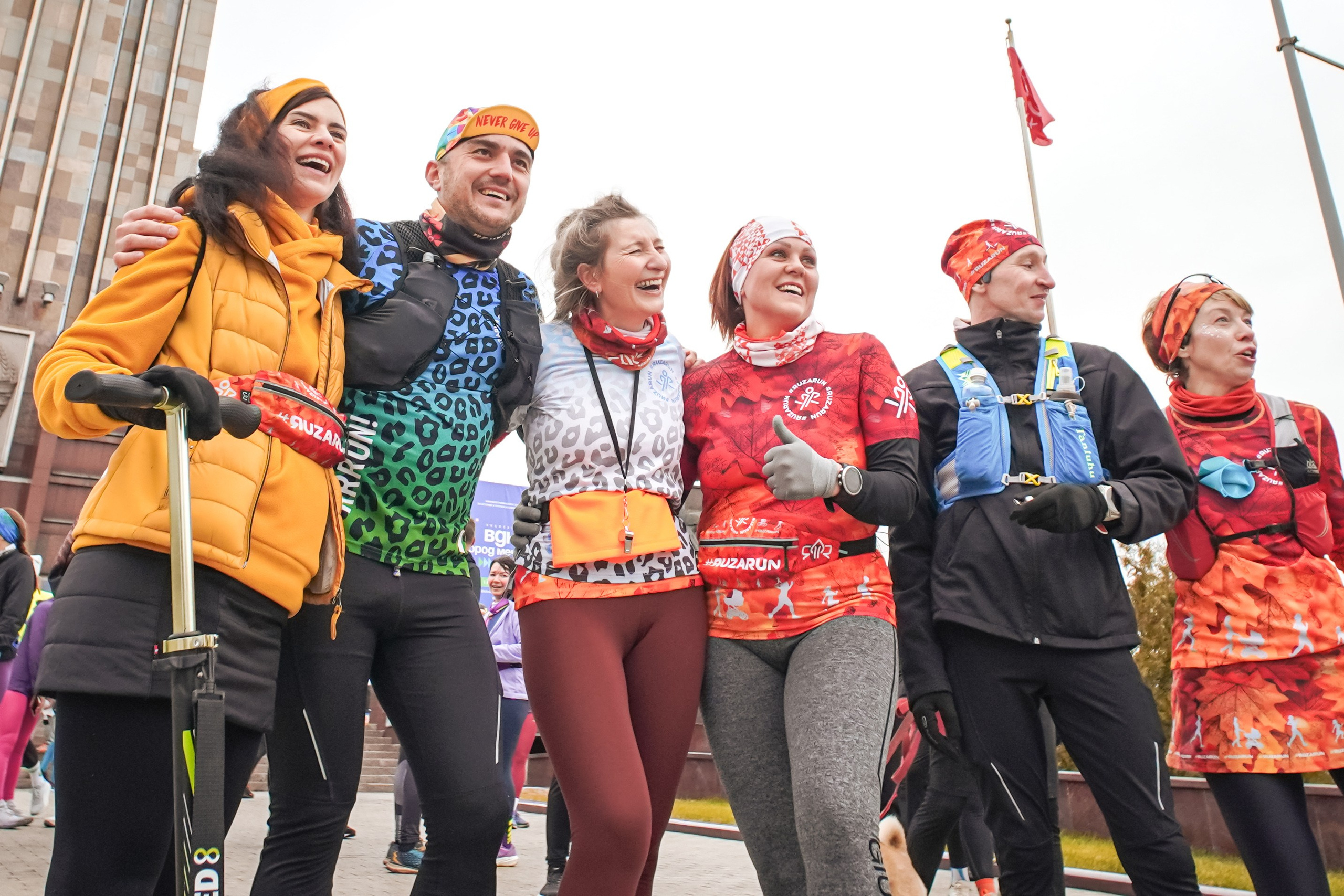 #марафонудома #яuzarun 2024 2-я петля, группа 6:30. Роман Капилюшов. Бег. Фото. Видео. г. Люберцы