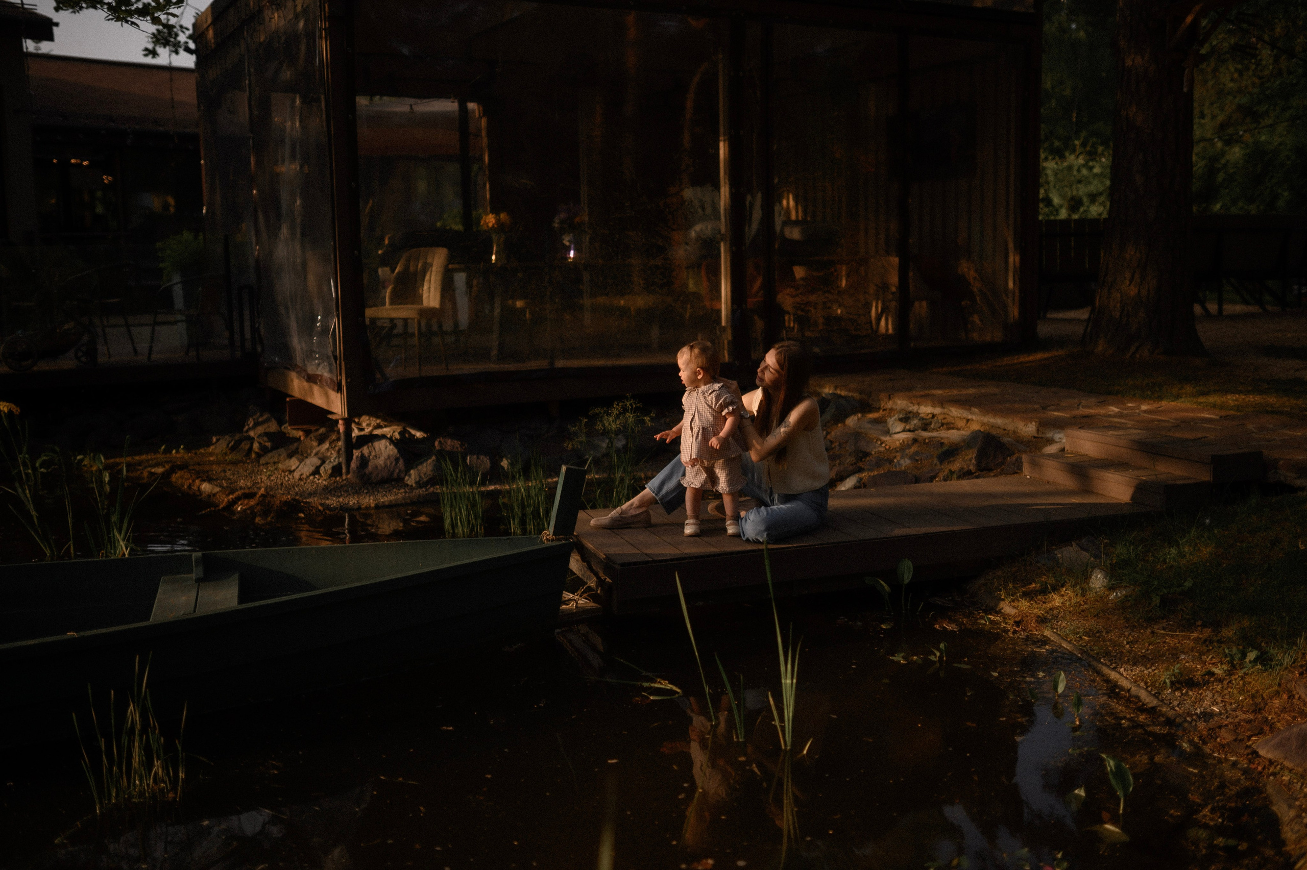 Надя и Алиса в ресторане Кедр. Семейный и свадебный lifestyle-фотограф в Москве Мария Петрова