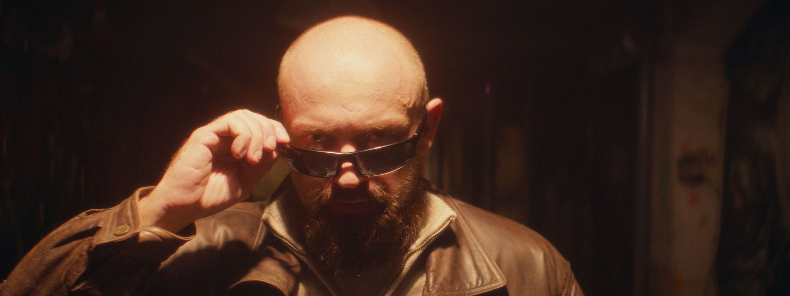 Хитяра (teaser). Цветокоррекция видео онлайн Иван Сержанов