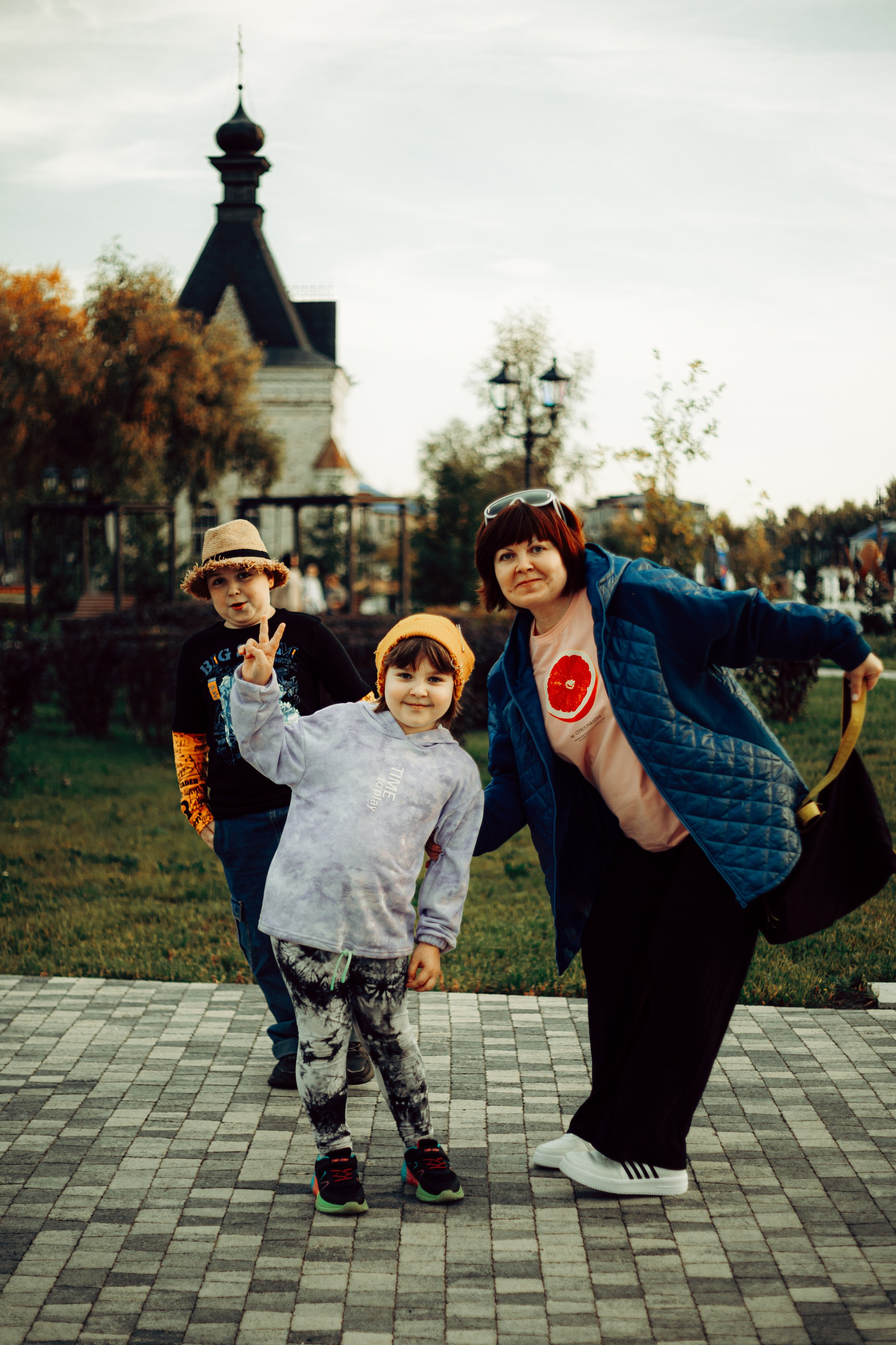 ТУРИСТАМ. Арт-фотограф Крис Л. в Тобольске: портрет, семейные, свадьбы