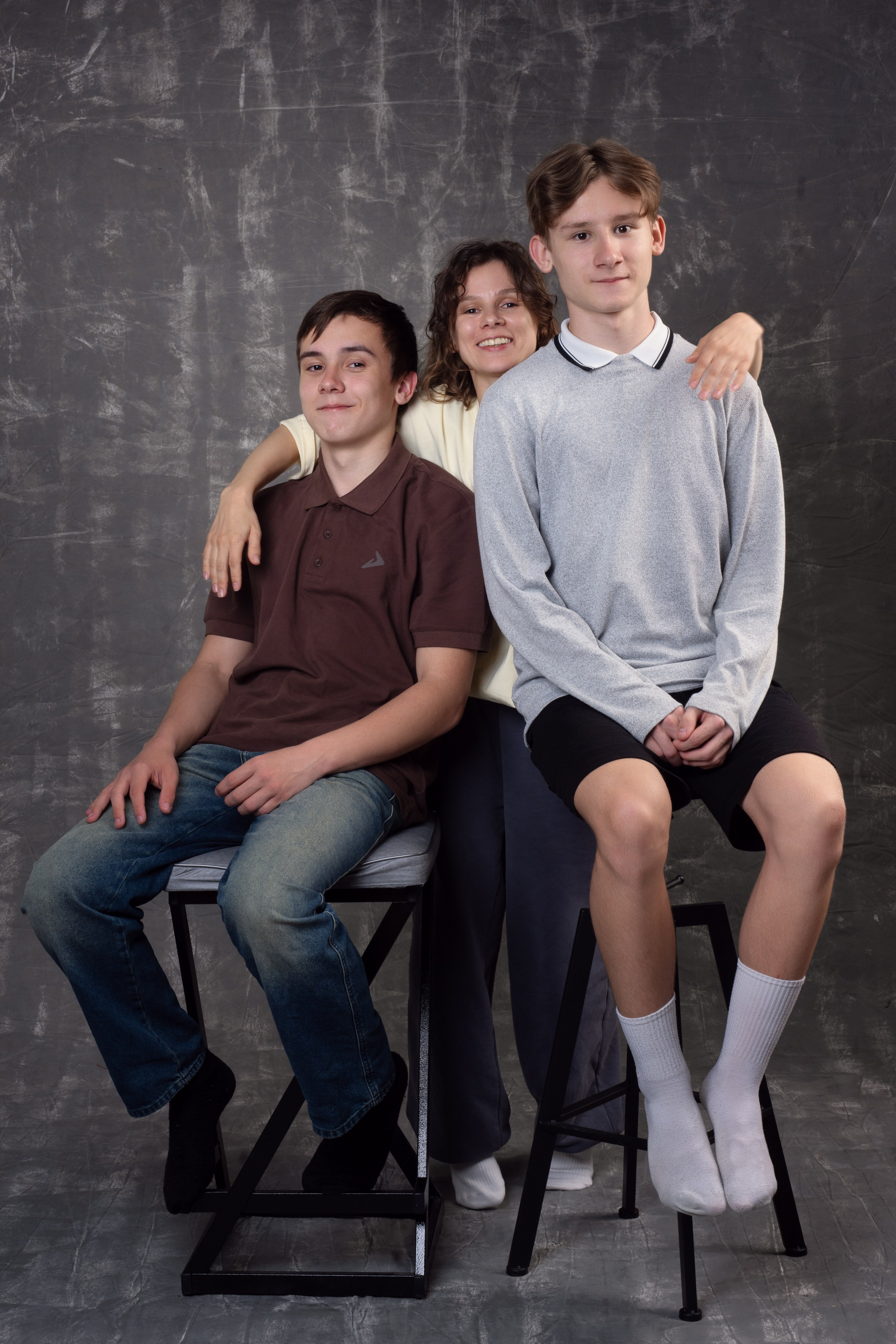 Потому что мы банда. Главная