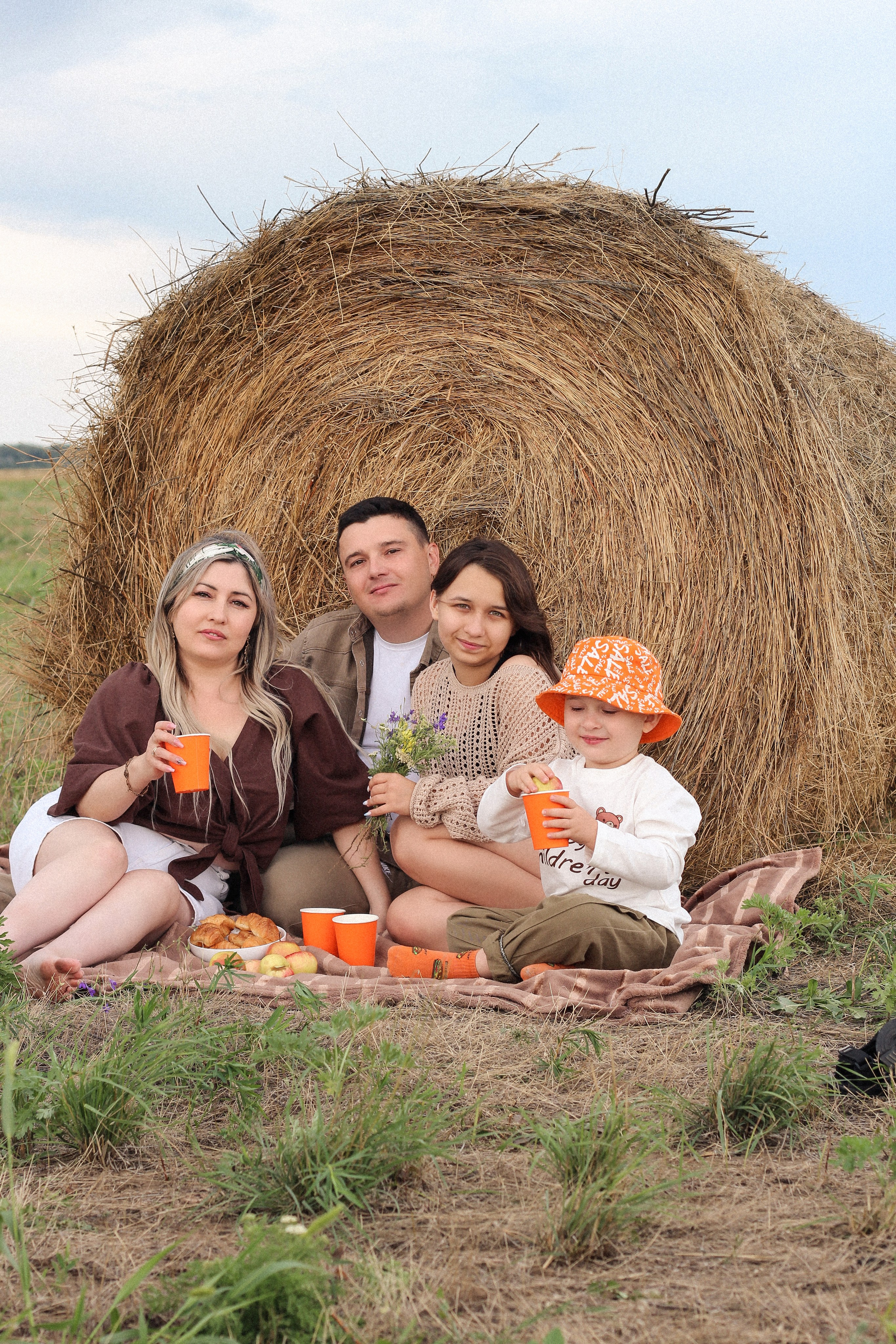 Семья Секретевых. Мания, портретный фотограф в городе Оренбург