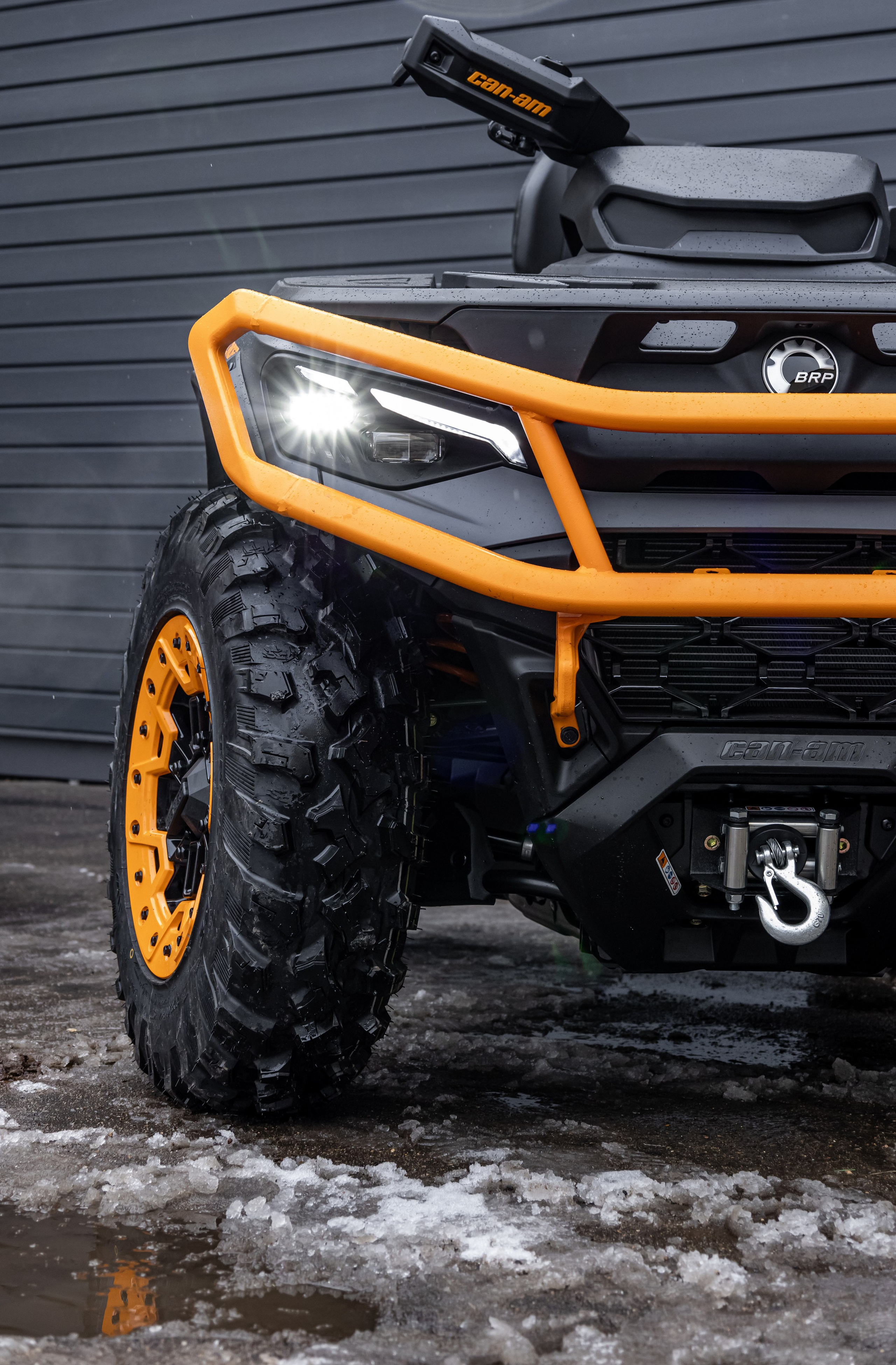 Фотосессия с мотоциклами и автомобилями. Предметный фотограф в Москве и Московской области