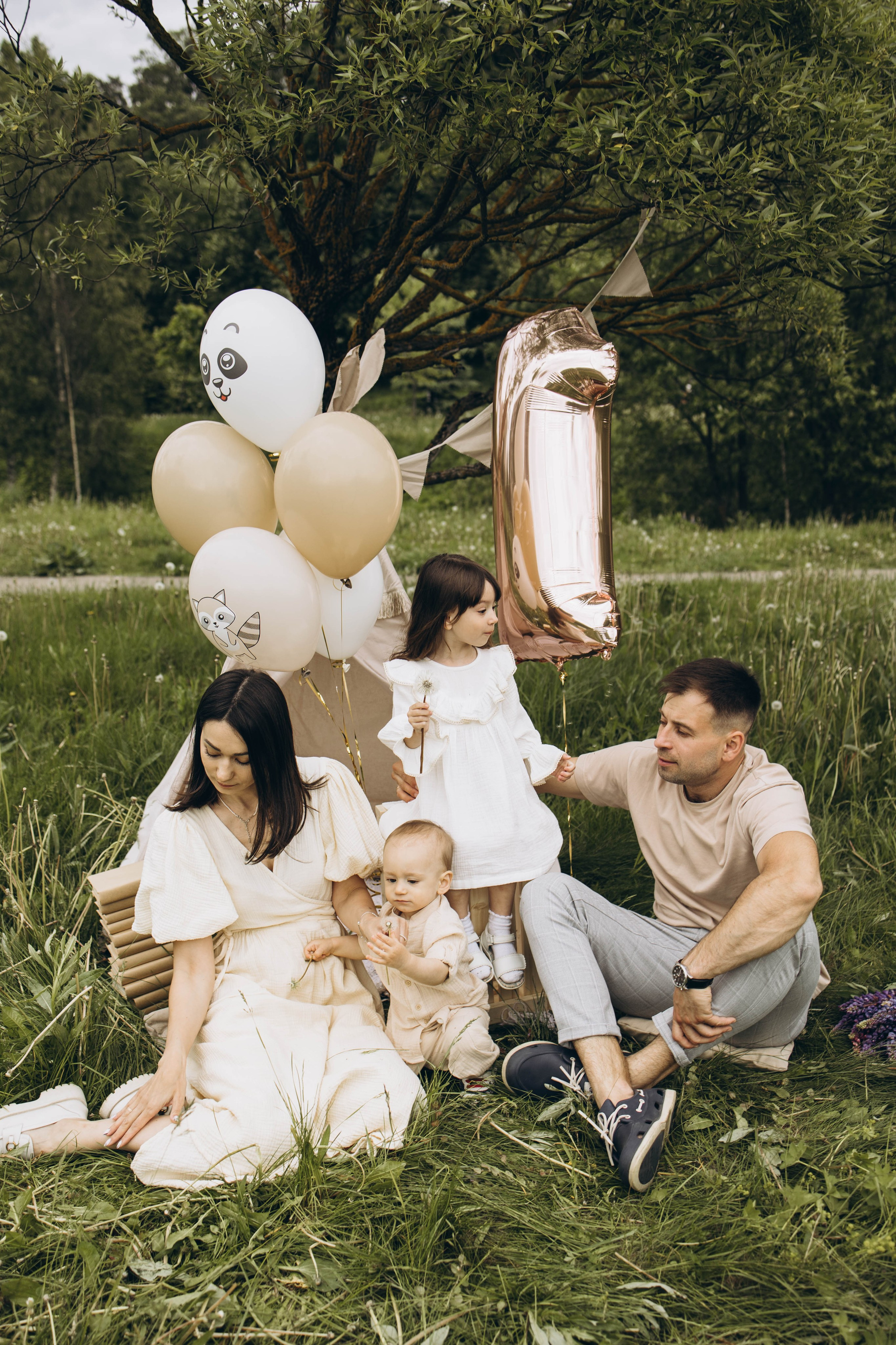 Маша, Женя, Ариана и Мирон. Семейный фотограф в Москве Виктория Ястребинская