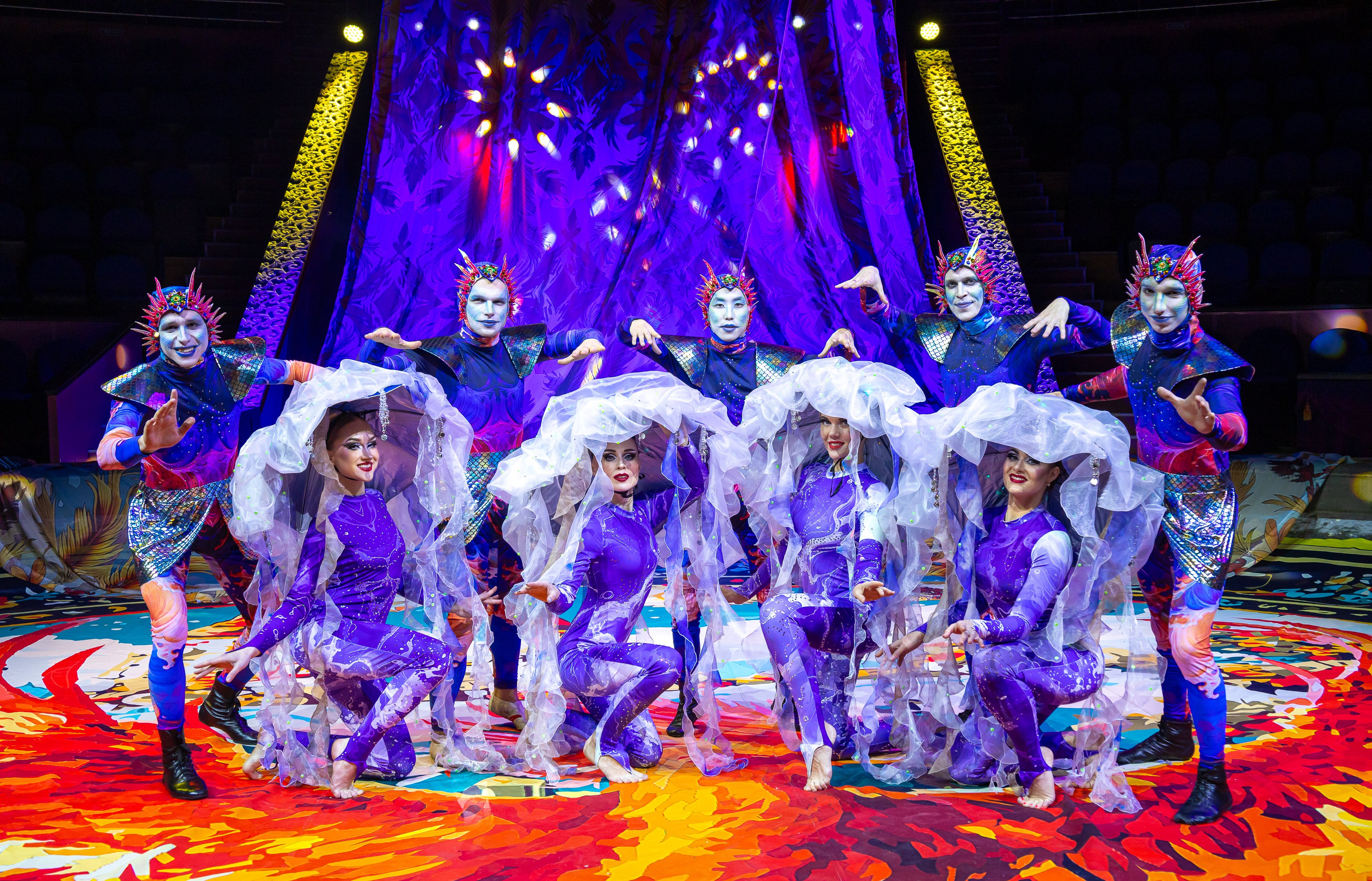 Цирк Жар Птица. Афиша. Семейный и Свадебный фотограф в Сочи