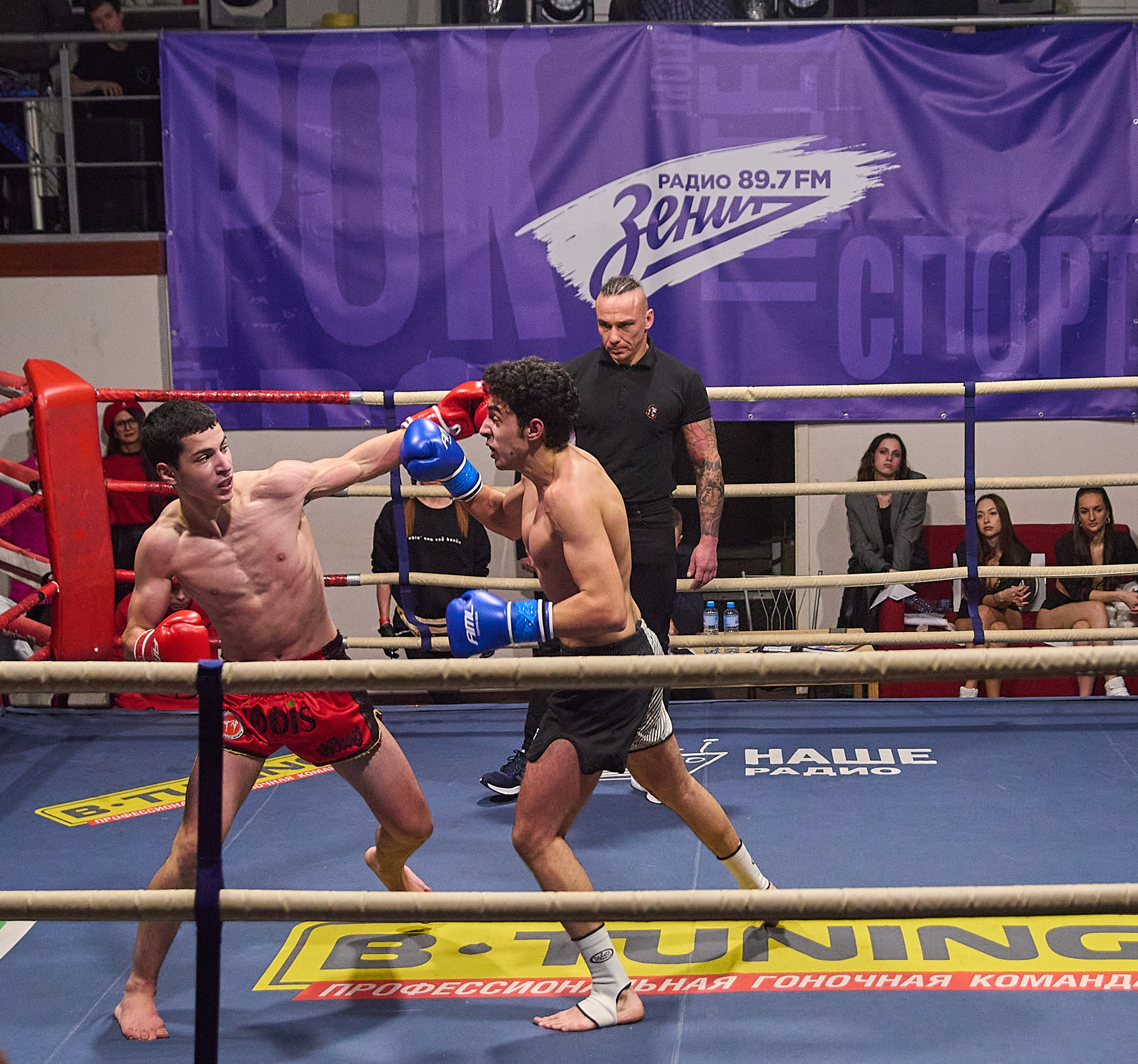«Ультиматум удара» — бокс. Профессиональный спортивный фотограф в Санкт-Петербурге