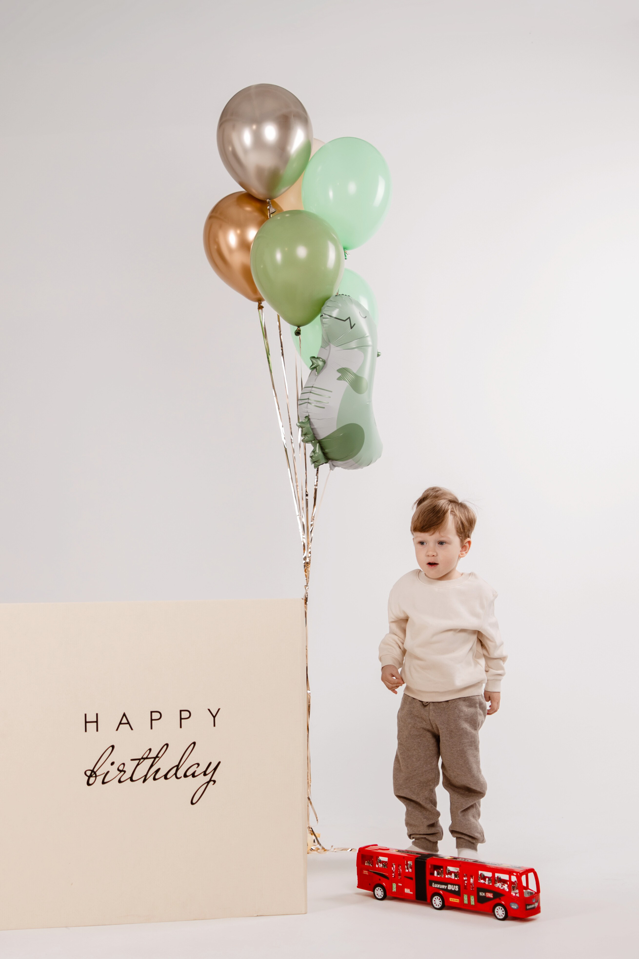 Gallery. Wow box balloon. poklon kutije za balone. boxes for balloons. veloprodaja i maloprodaja