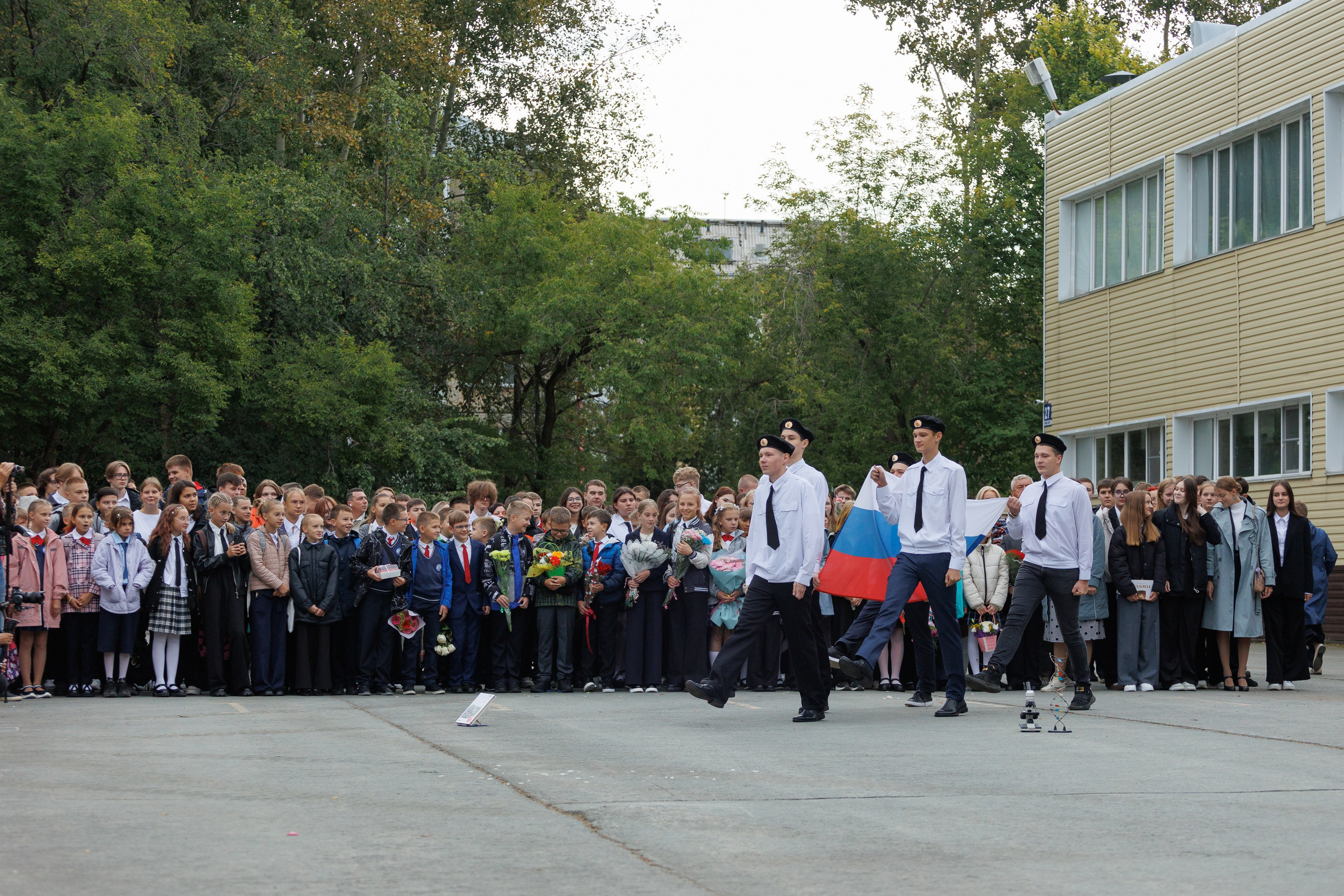 День знаний 2024. Лицей № 28. Фотомастерская Воробьевых