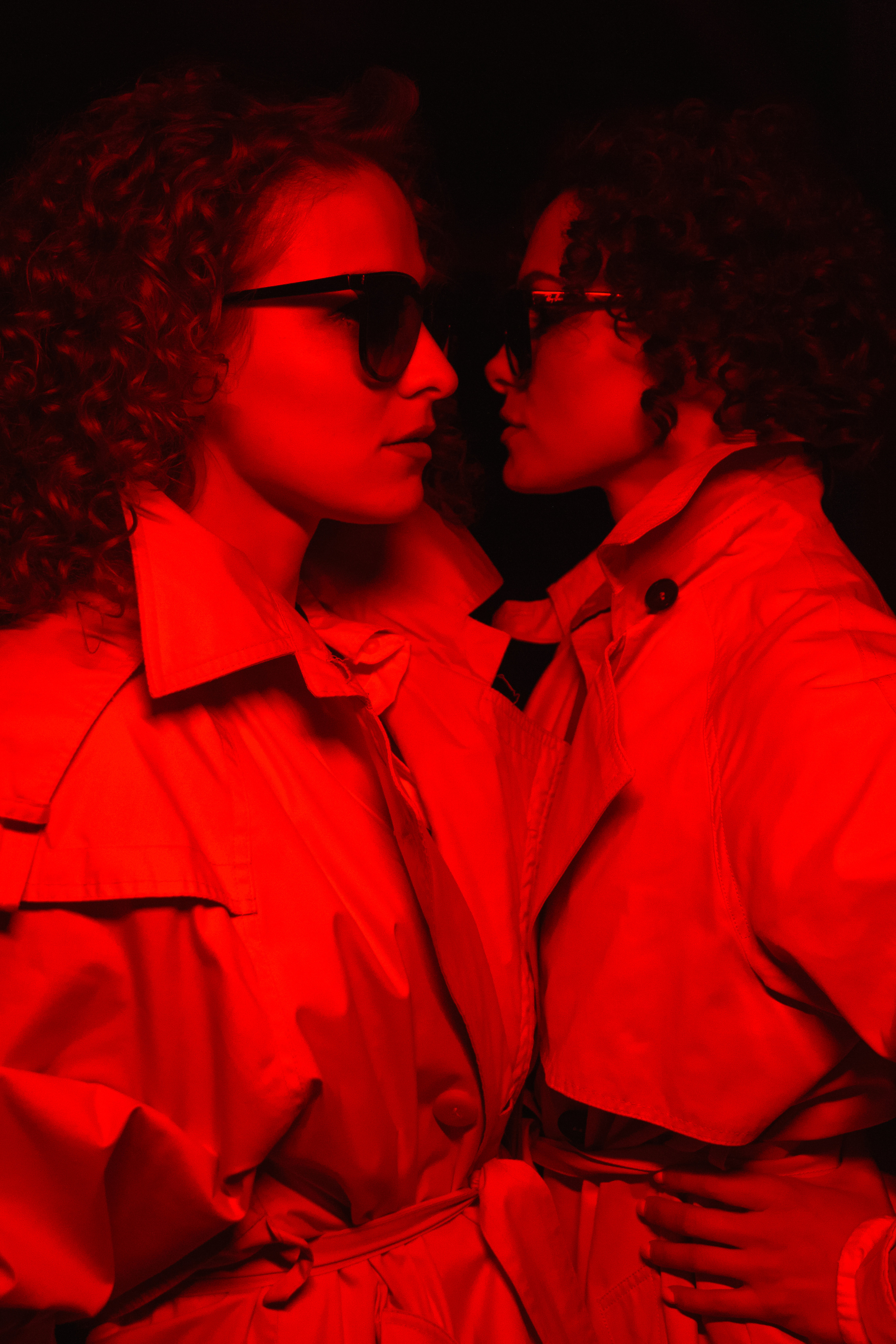 Виолетта и Аня. Главная