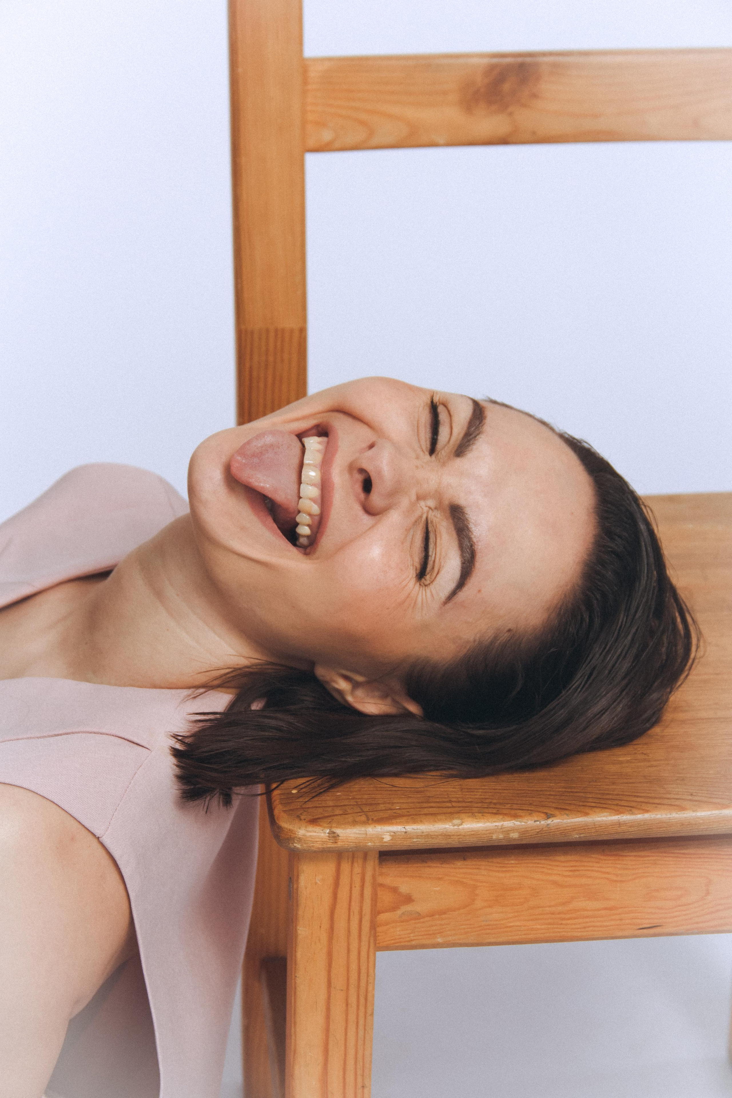 Аня Сараева. Главная