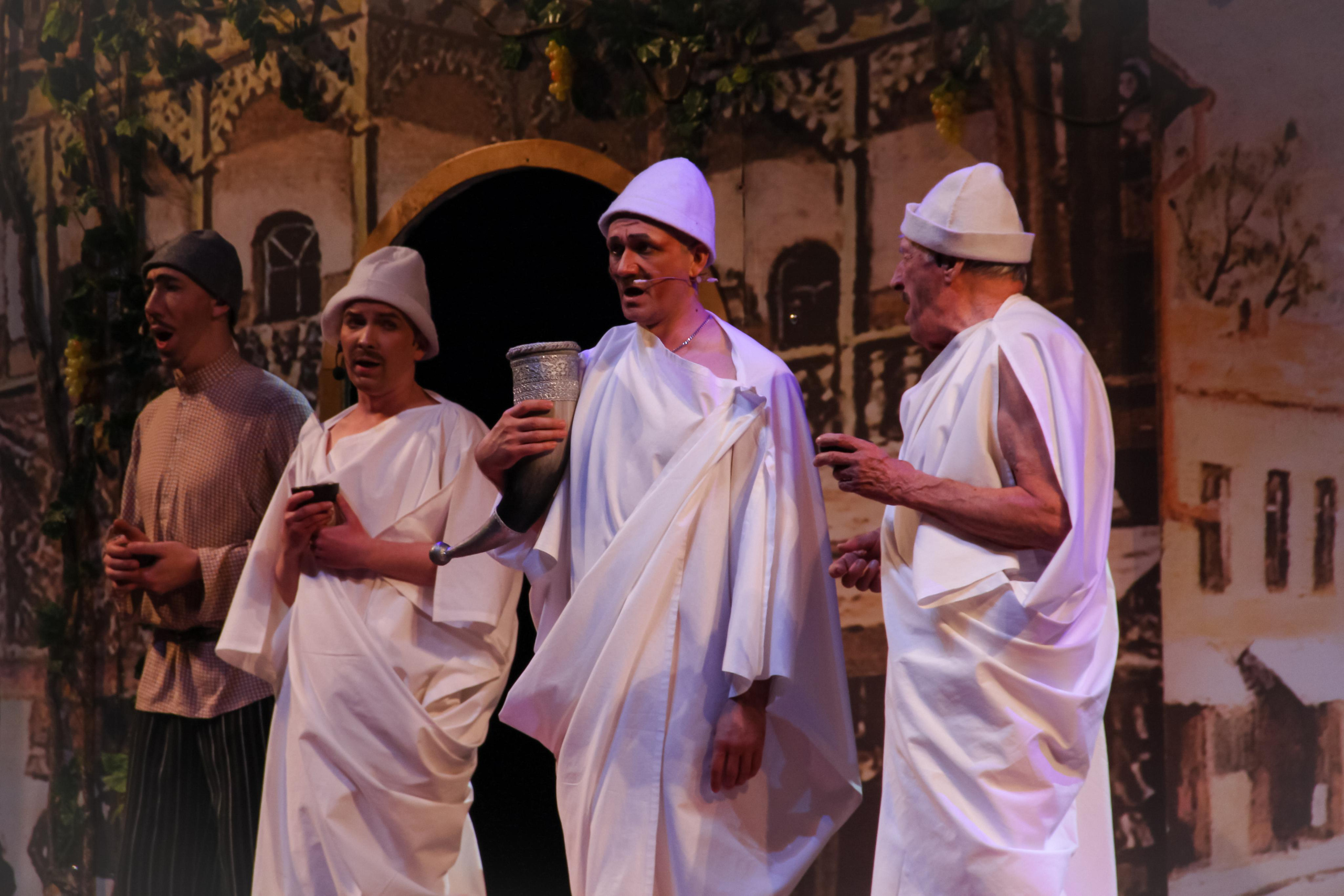 Спектакль «Ханума». Главная