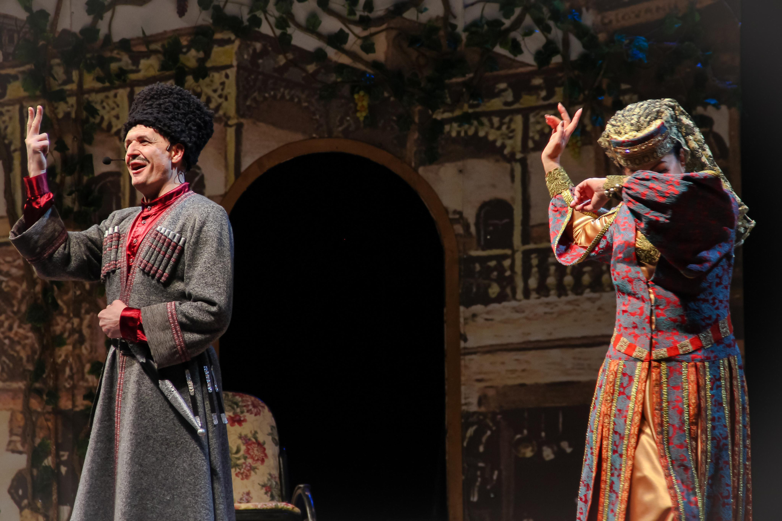 Спектакль «Ханума». Главная