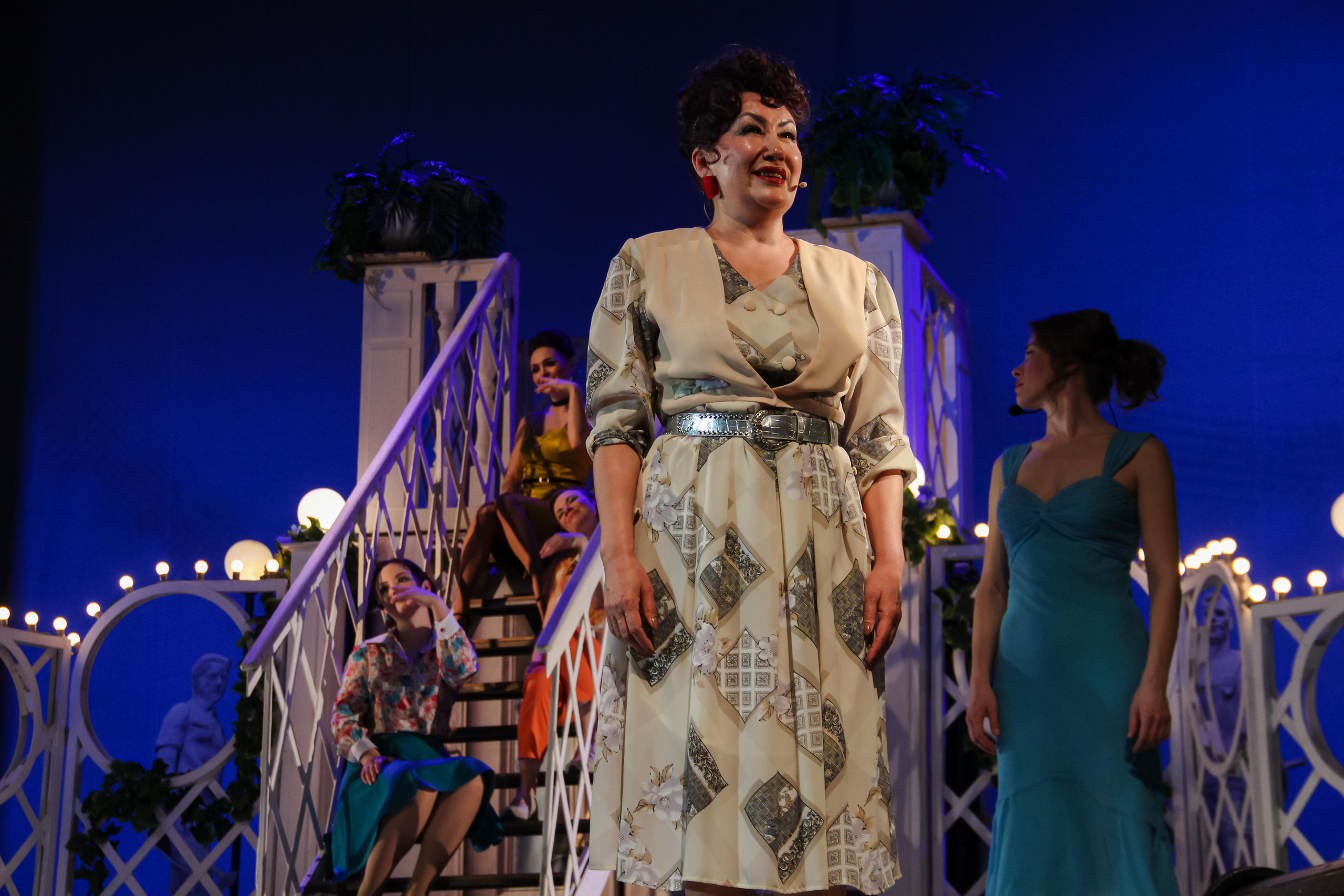 Спектакль «Старые песни о главном-2». Главная